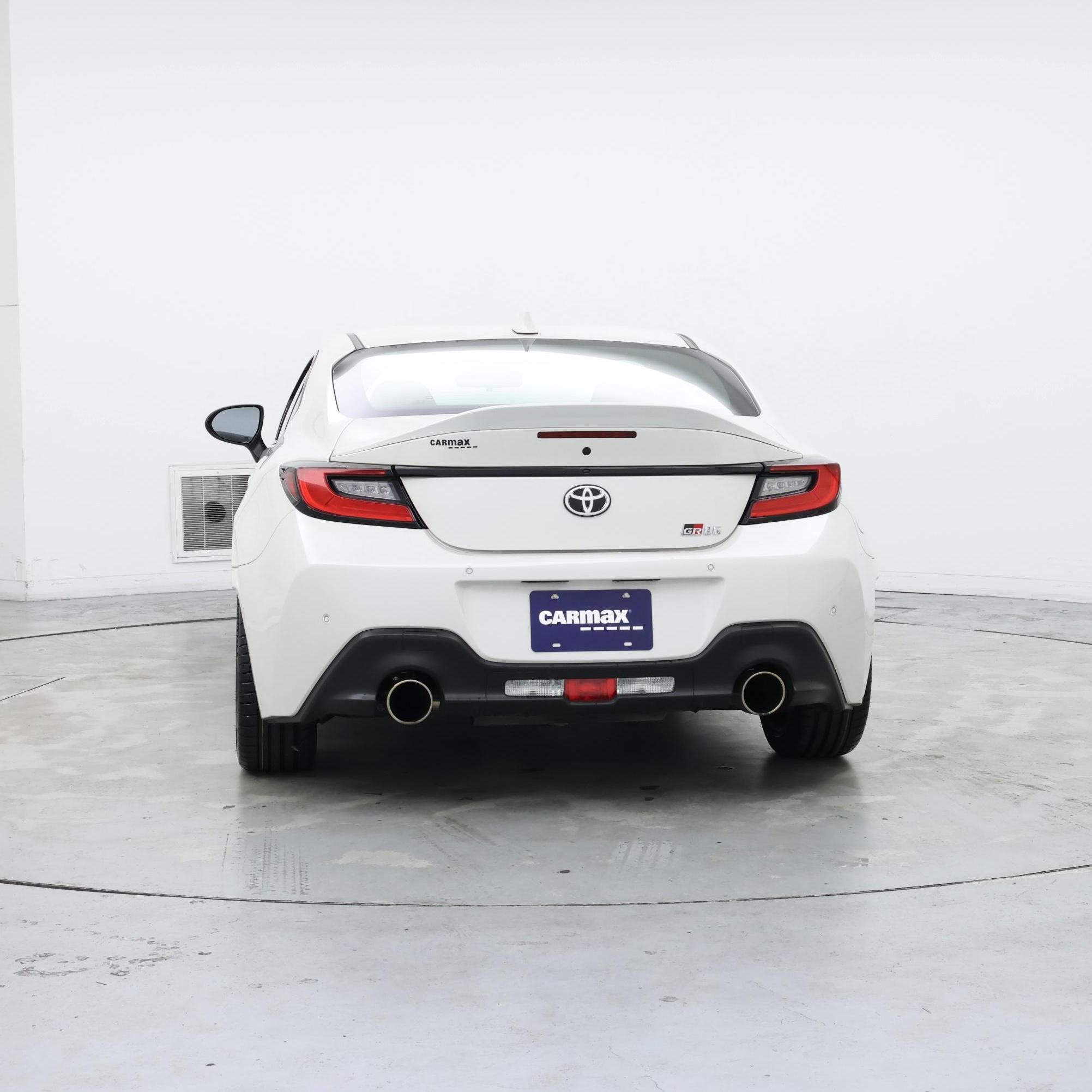 Thumbnail: 2023 Toyota GR86 - 6
