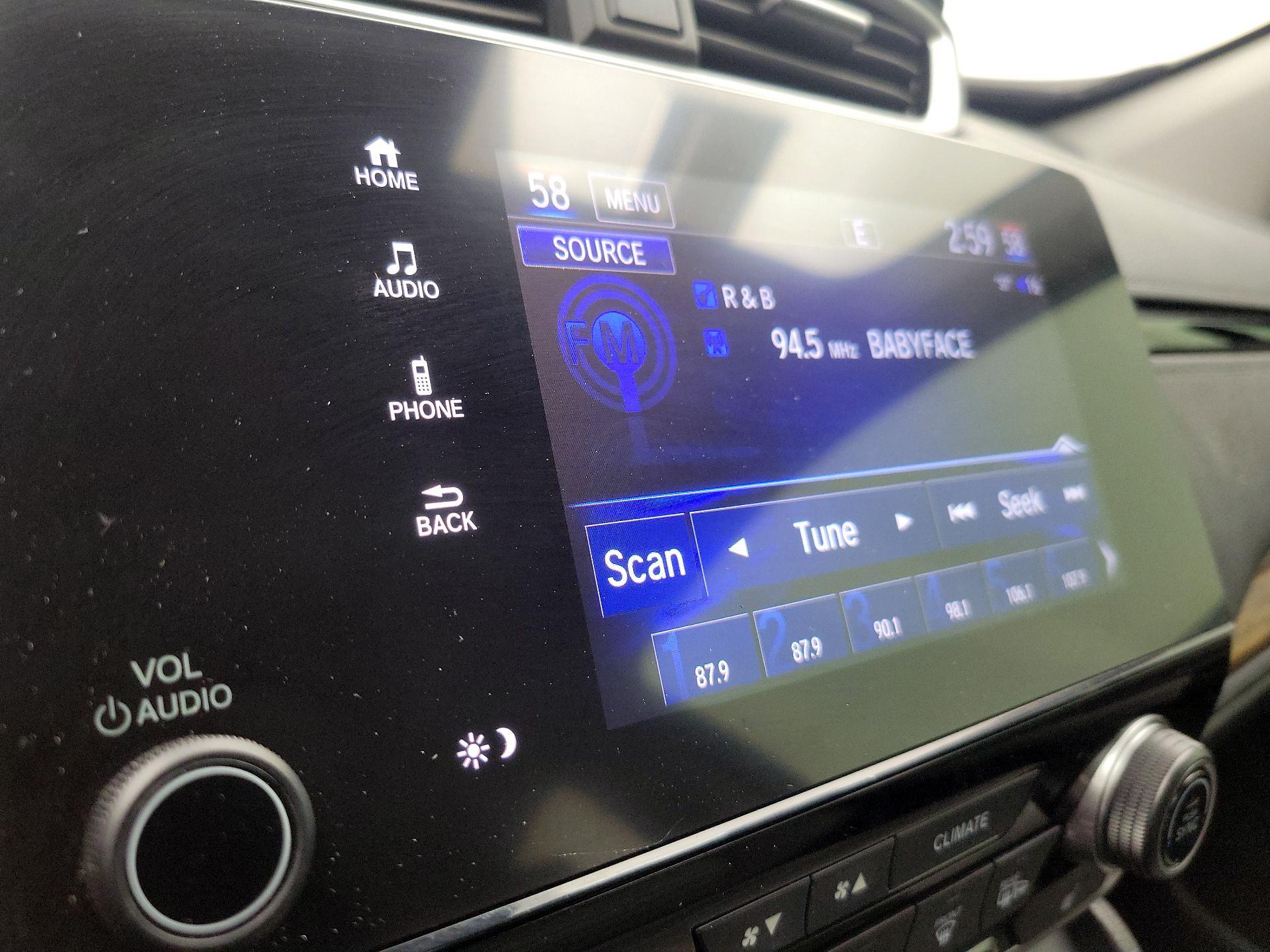 Thumbnail: 2019 Honda CR-V - 15