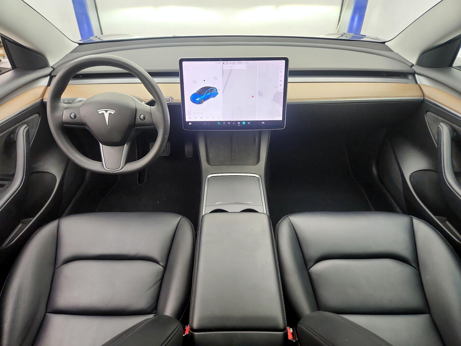 Thumbnail: 2022 Tesla Model 3 - 9
