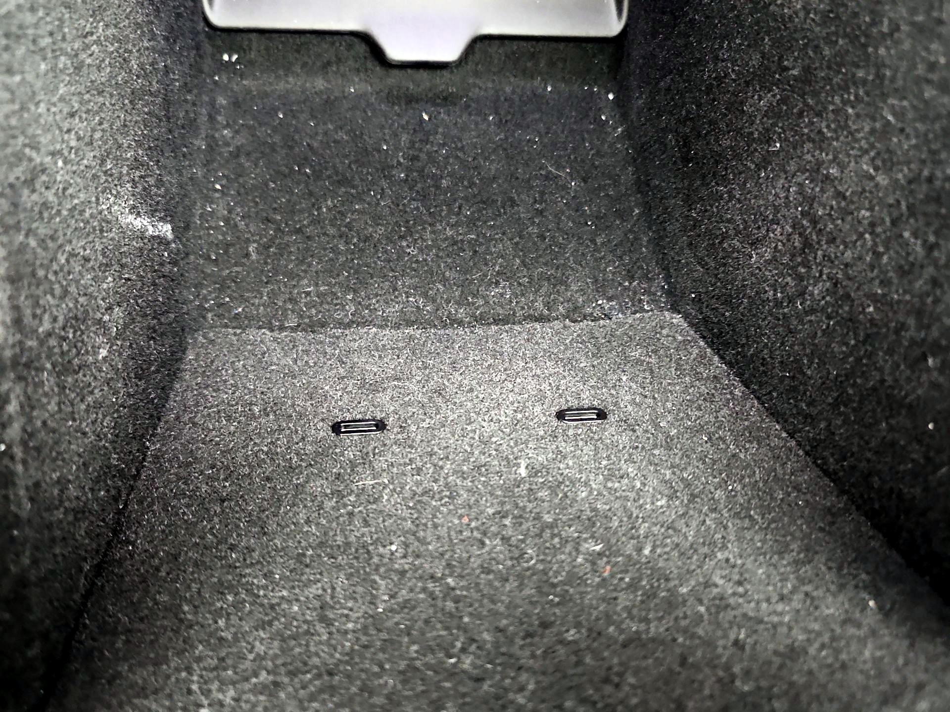 Thumbnail: 2022 Tesla Model 3 - 18