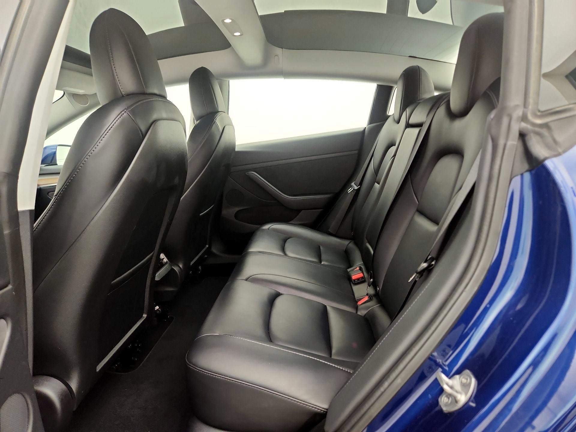 Thumbnail: 2022 Tesla Model 3 - 20