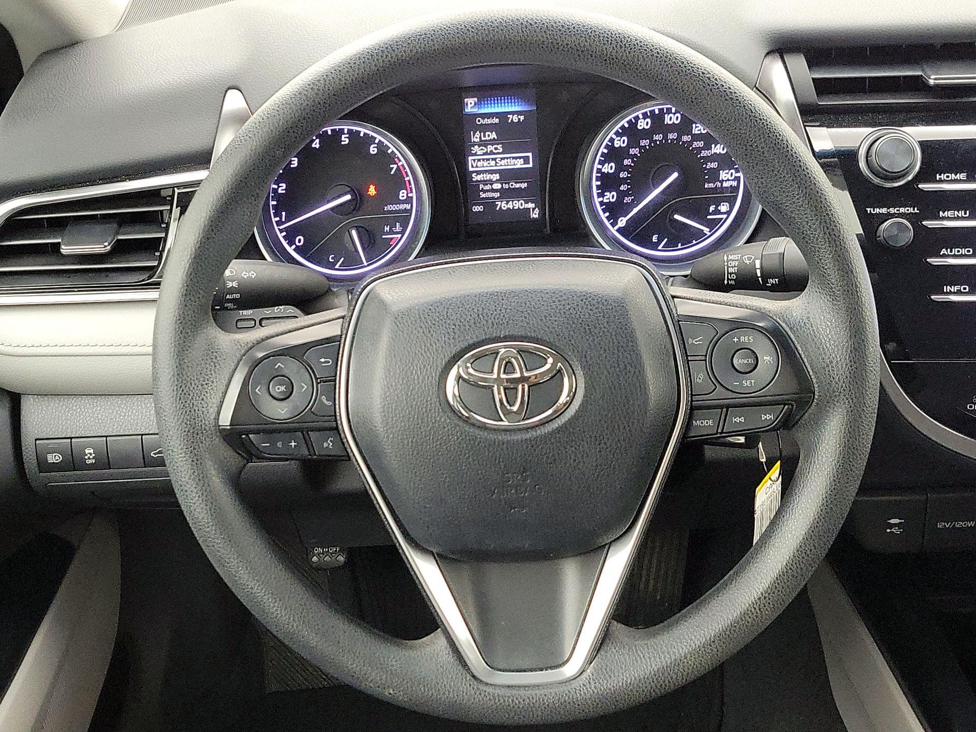 Thumbnail: 2018 Toyota Camry - 10