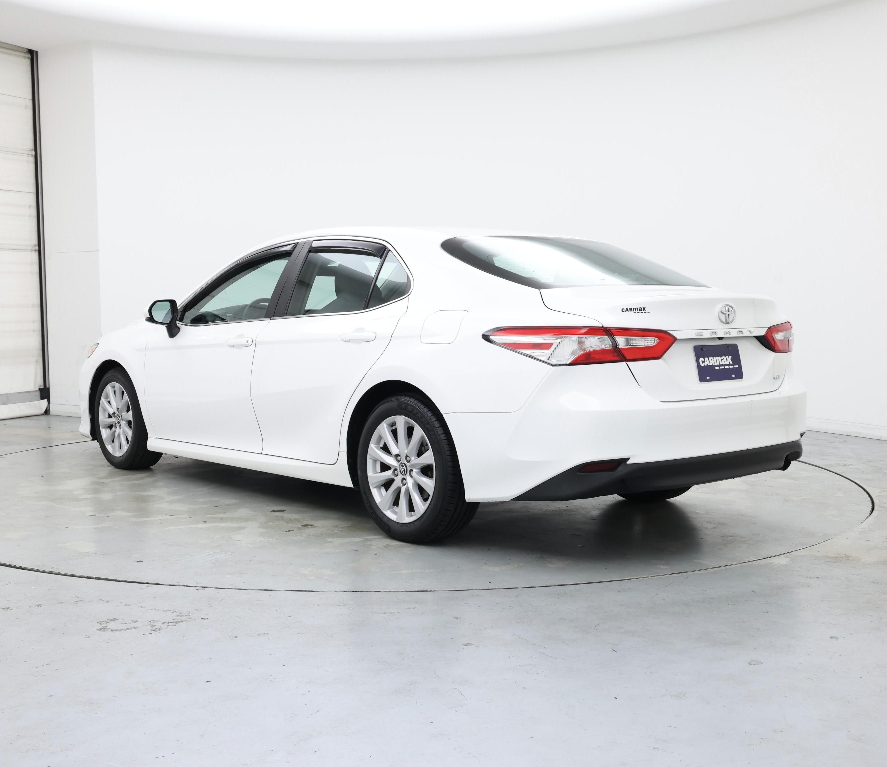 Thumbnail: 2018 Toyota Camry - 2