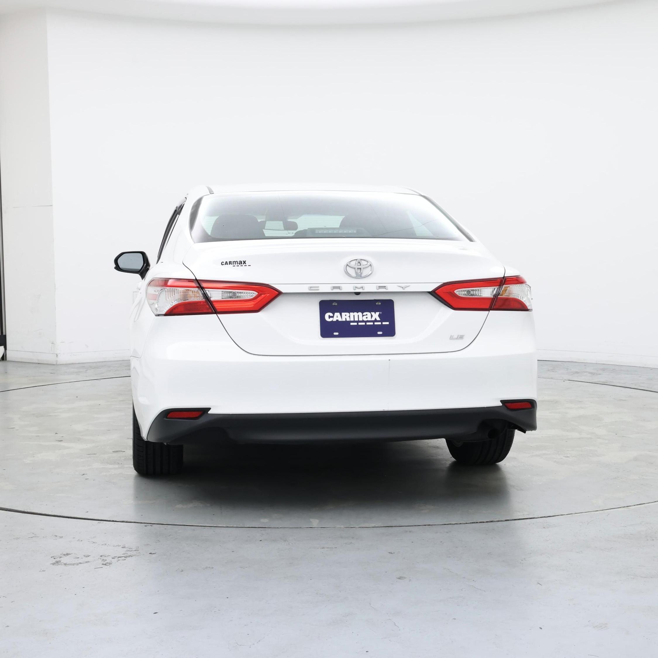 Thumbnail: 2018 Toyota Camry - 6