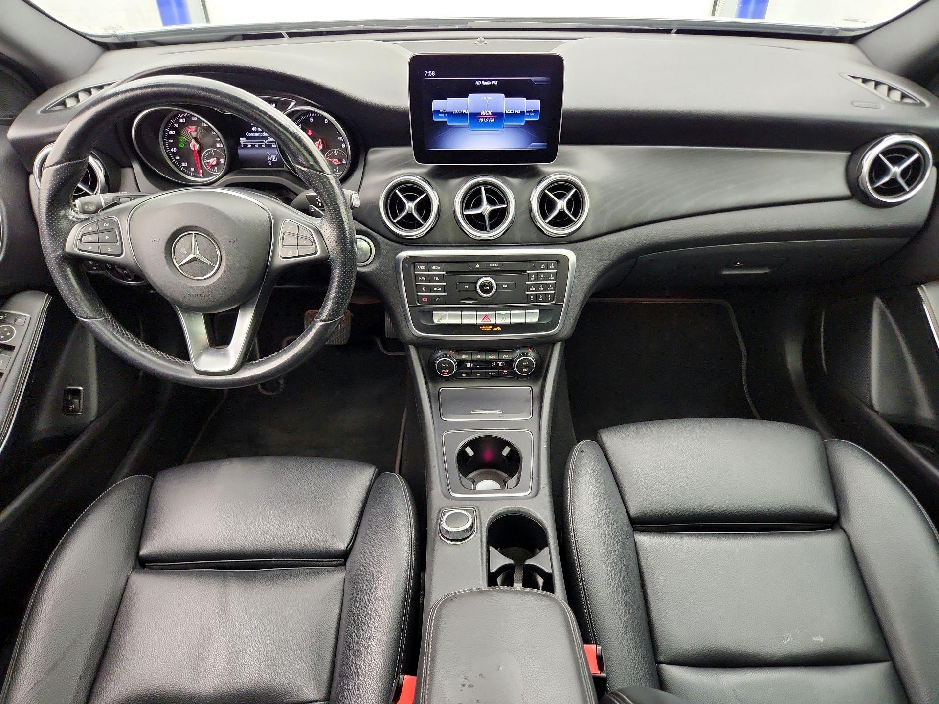 Thumbnail: 2019 Mercedes-Benz GLA - 9