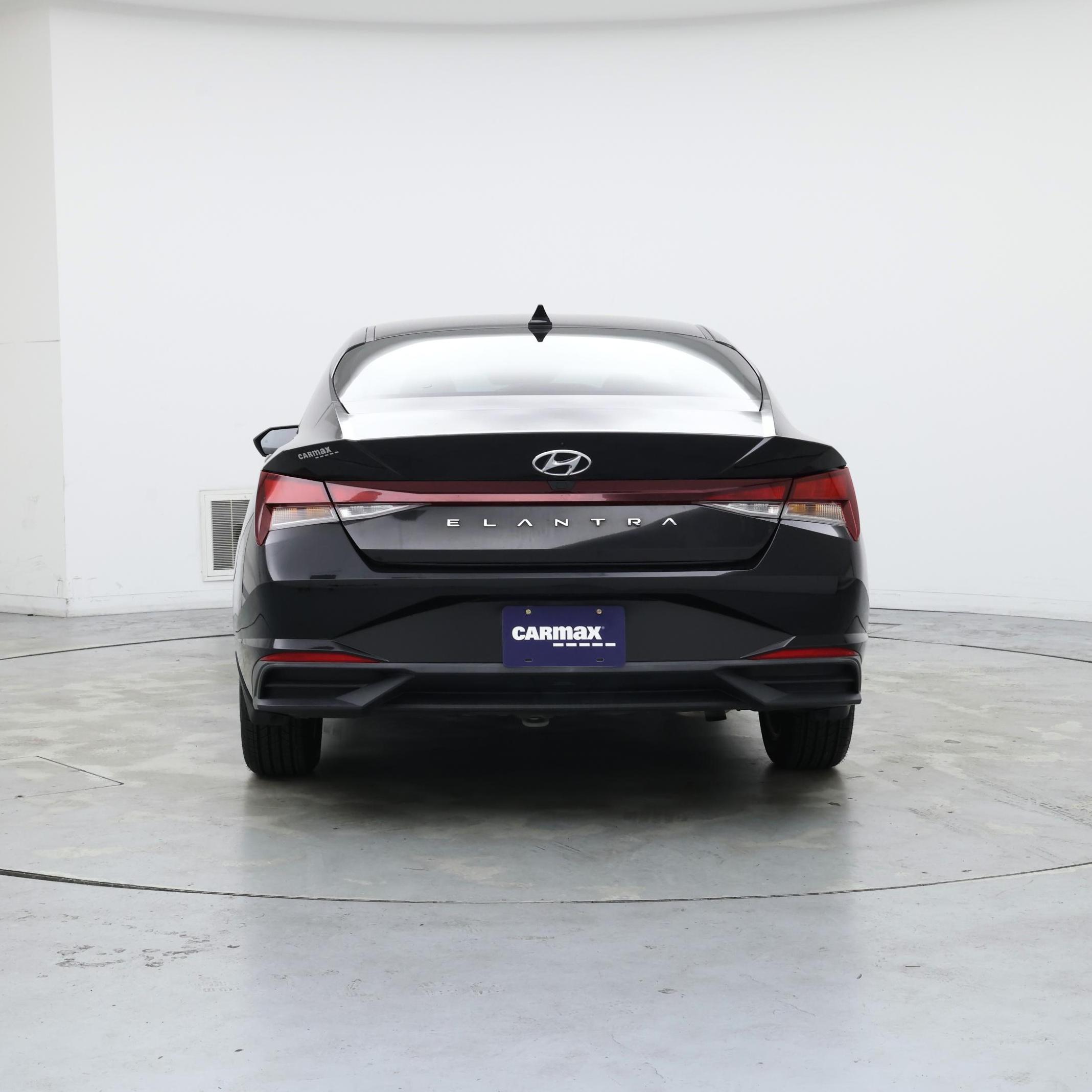 Thumbnail: 2022 Hyundai Elantra - 6