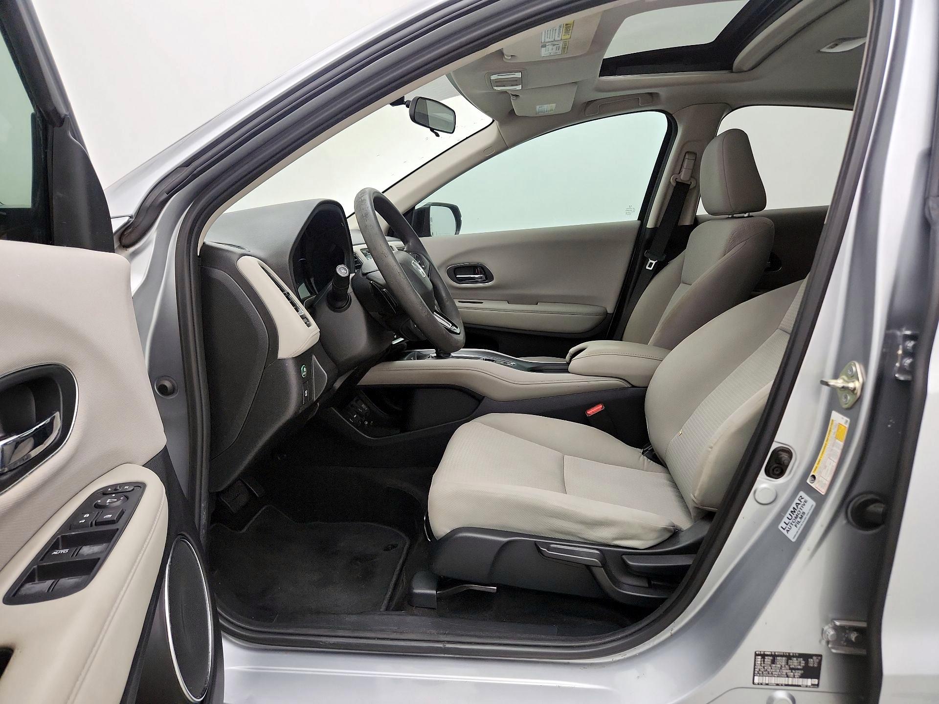 Thumbnail: 2017 Honda HR-V - 11