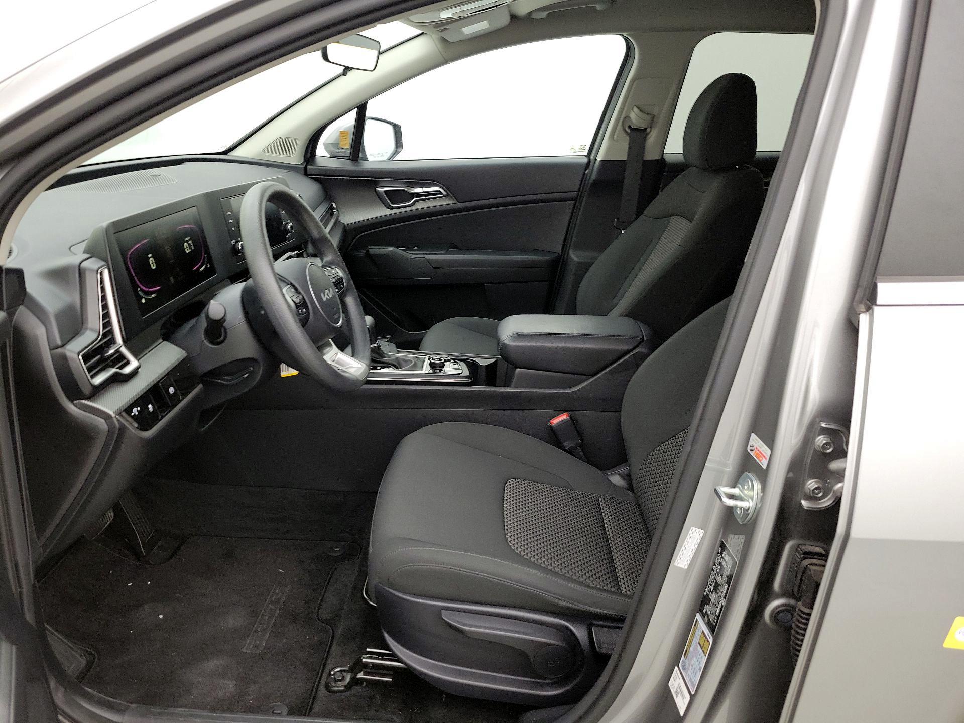Thumbnail: 2023 Kia Sportage - 11