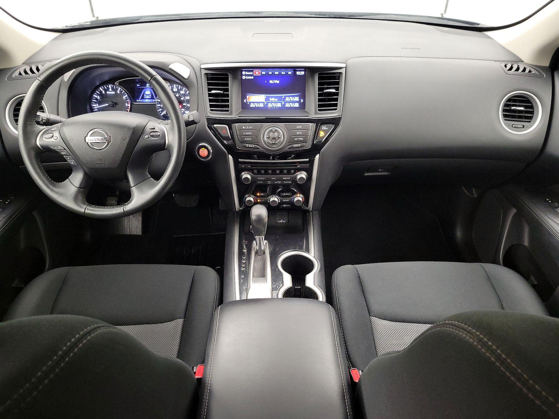 Thumbnail: 2018 Nissan Pathfinder - 9