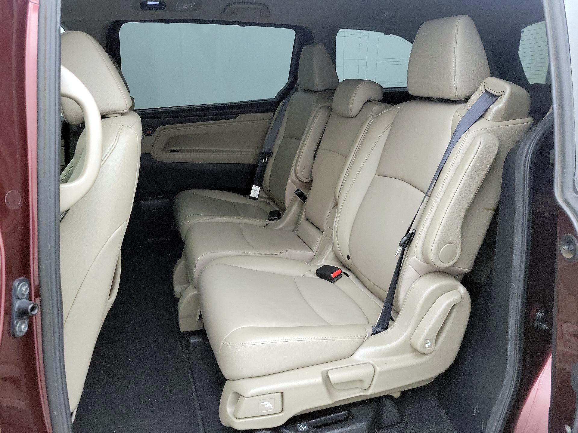Thumbnail: 2018 Honda Odyssey - 20
