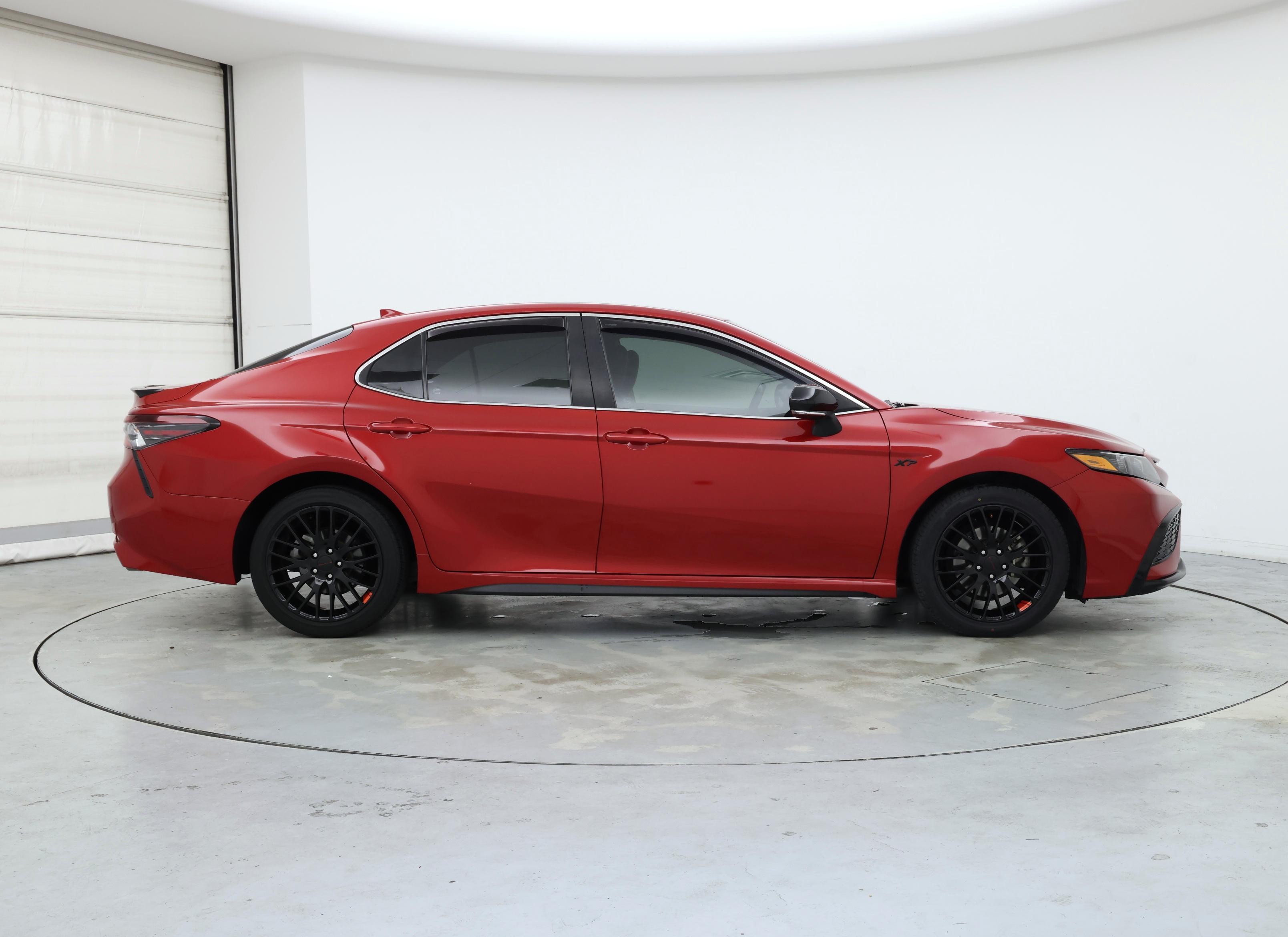 Thumbnail: 2022 Toyota Camry - 7