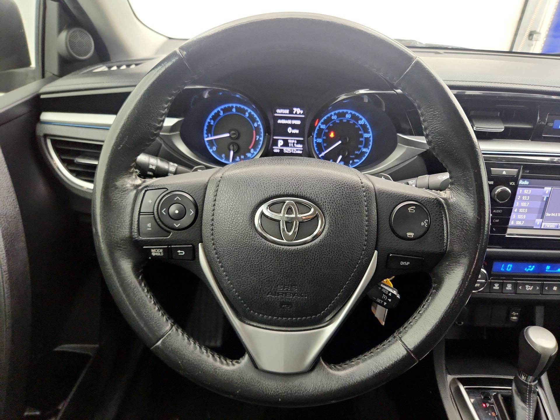 Thumbnail: 2015 Toyota Corolla - 10