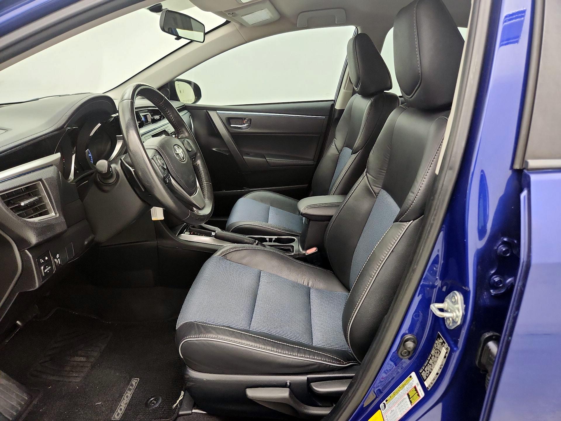 Thumbnail: 2015 Toyota Corolla - 11