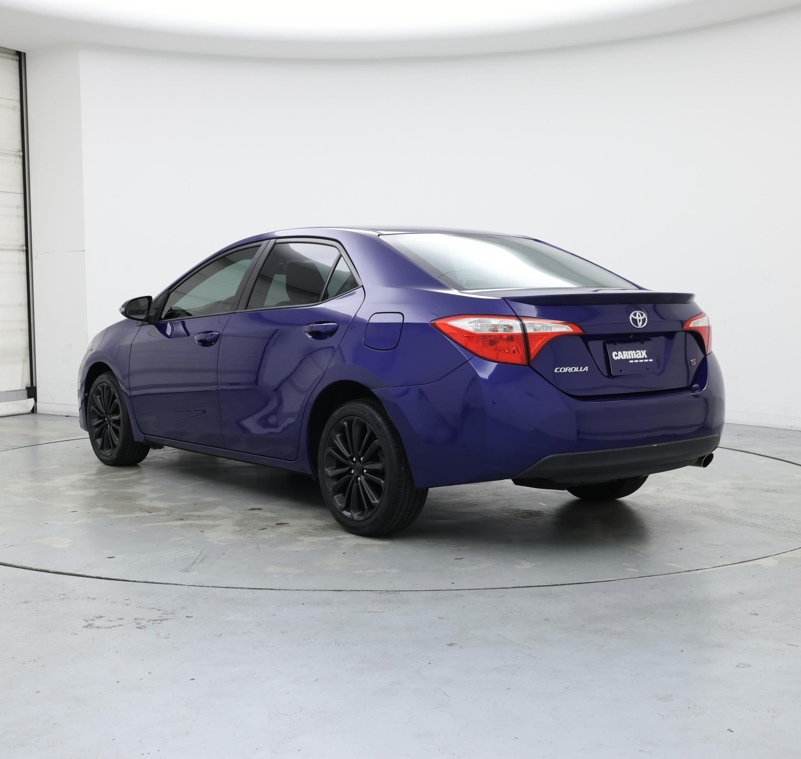 Thumbnail: 2015 Toyota Corolla - 2