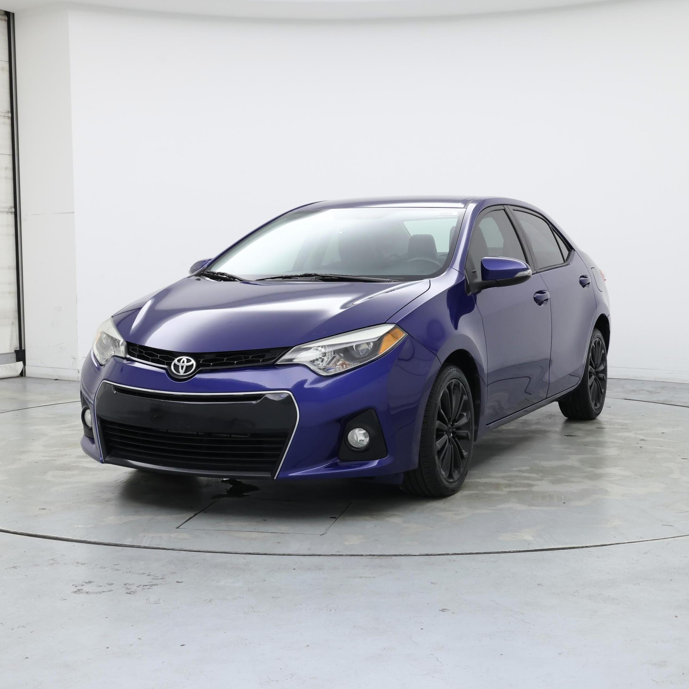Thumbnail: 2015 Toyota Corolla - 4