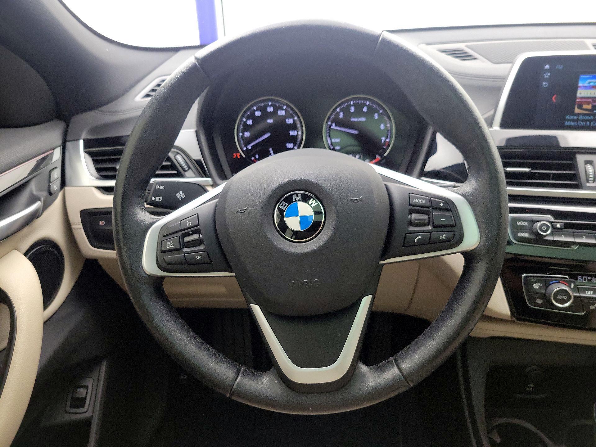 Thumbnail: 2019 BMW X2 - 10