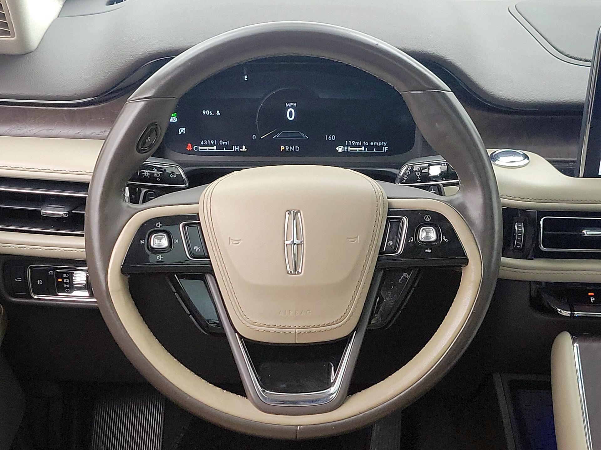 Thumbnail: 2020 Lincoln Aviator - 10