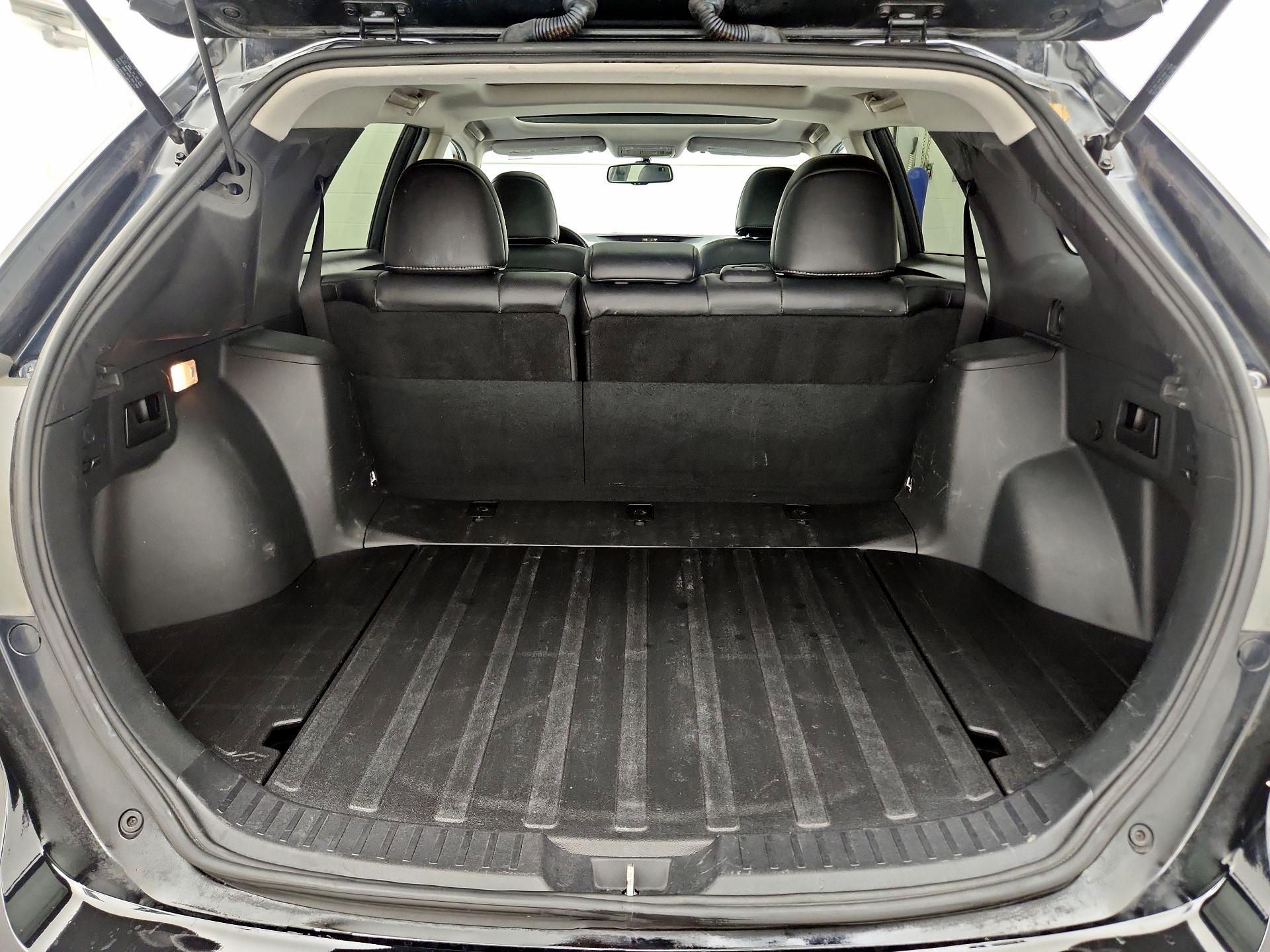 Thumbnail: 2013 Toyota Venza - 20