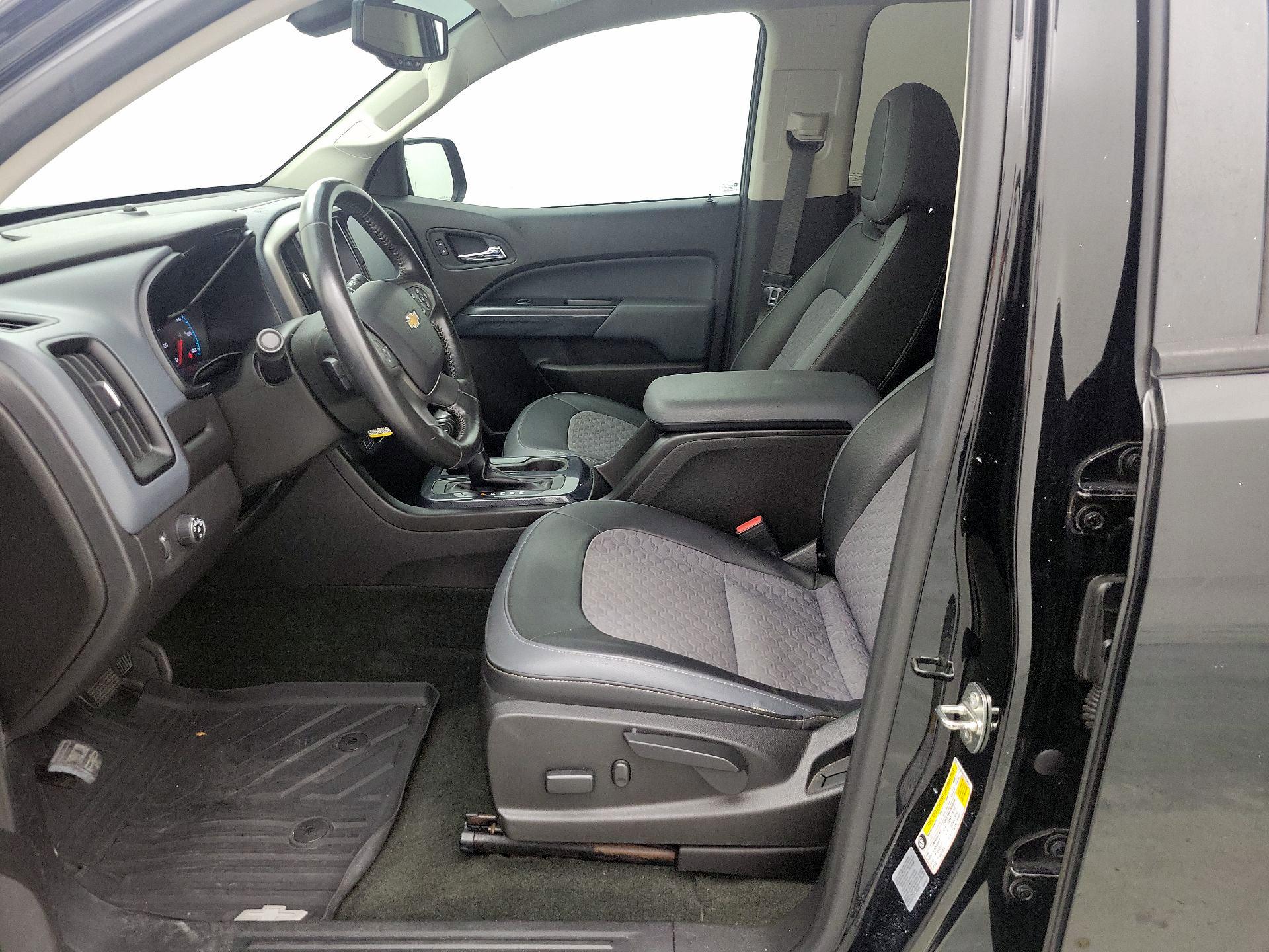 Thumbnail: 2016 Chevrolet Colorado - 11