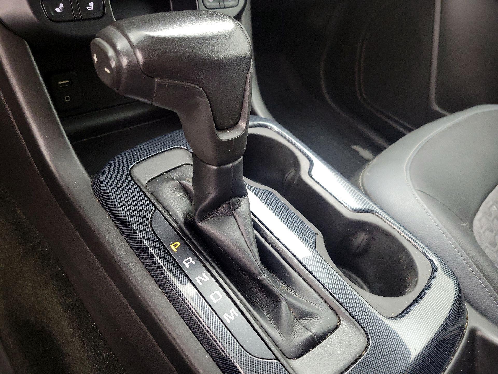 Thumbnail: 2016 Chevrolet Colorado - 17