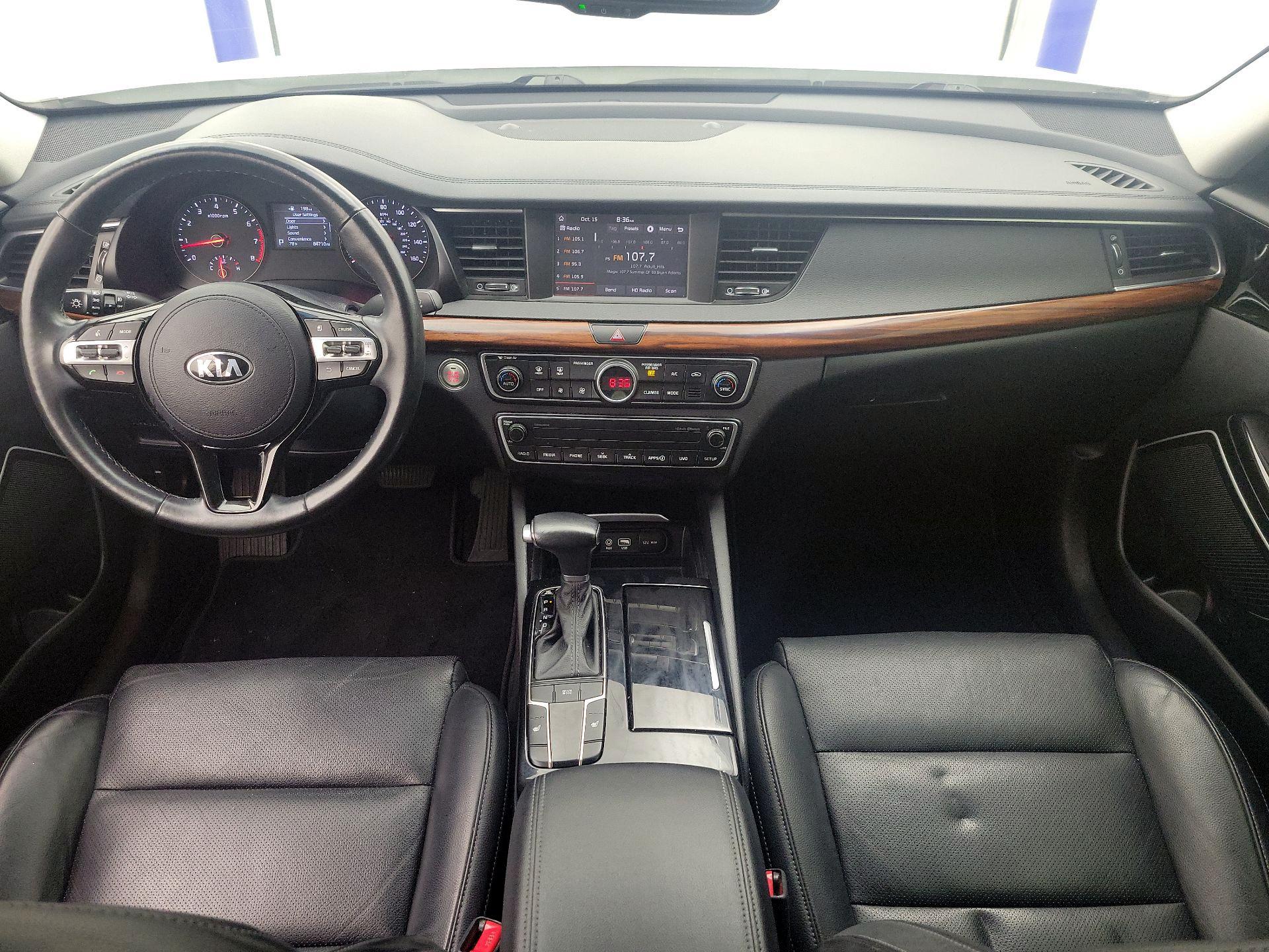 Thumbnail: 2017 Kia Cadenza - 9