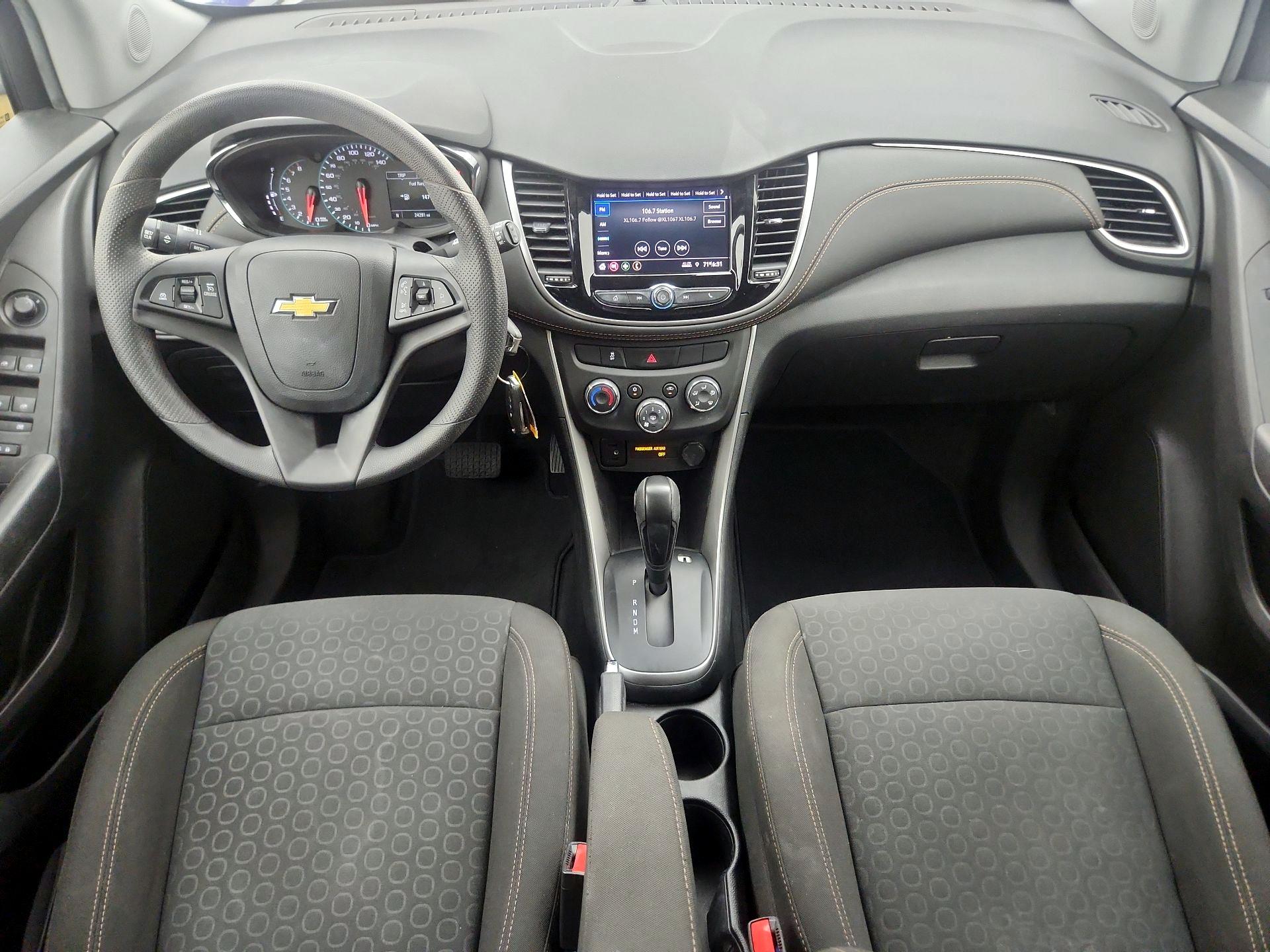 Thumbnail: 2022 Chevrolet Trax - 9