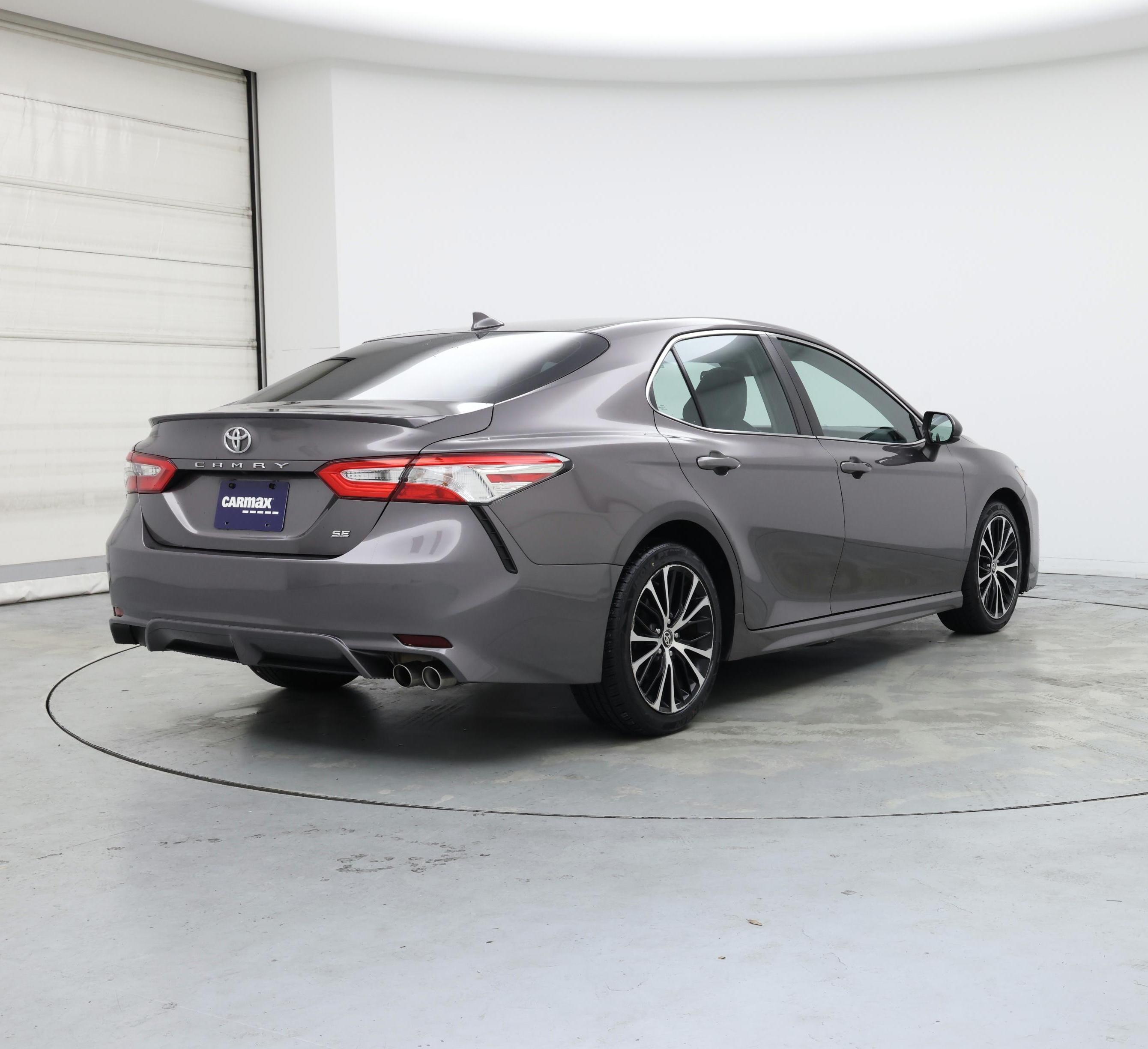 Thumbnail: 2020 Toyota Camry - 8