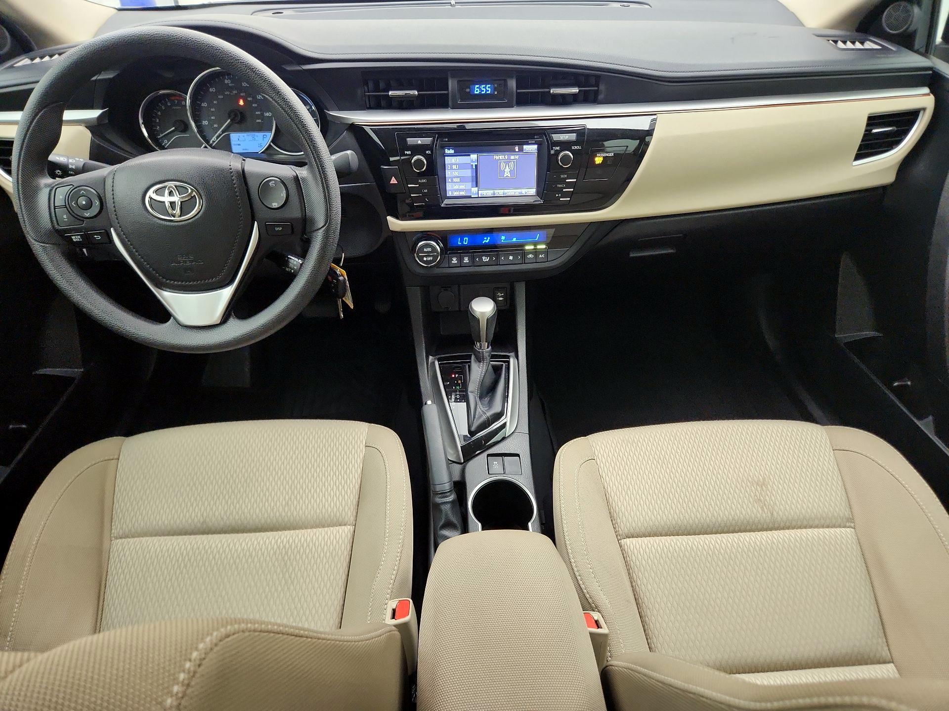 Thumbnail: 2015 Toyota Corolla - 9