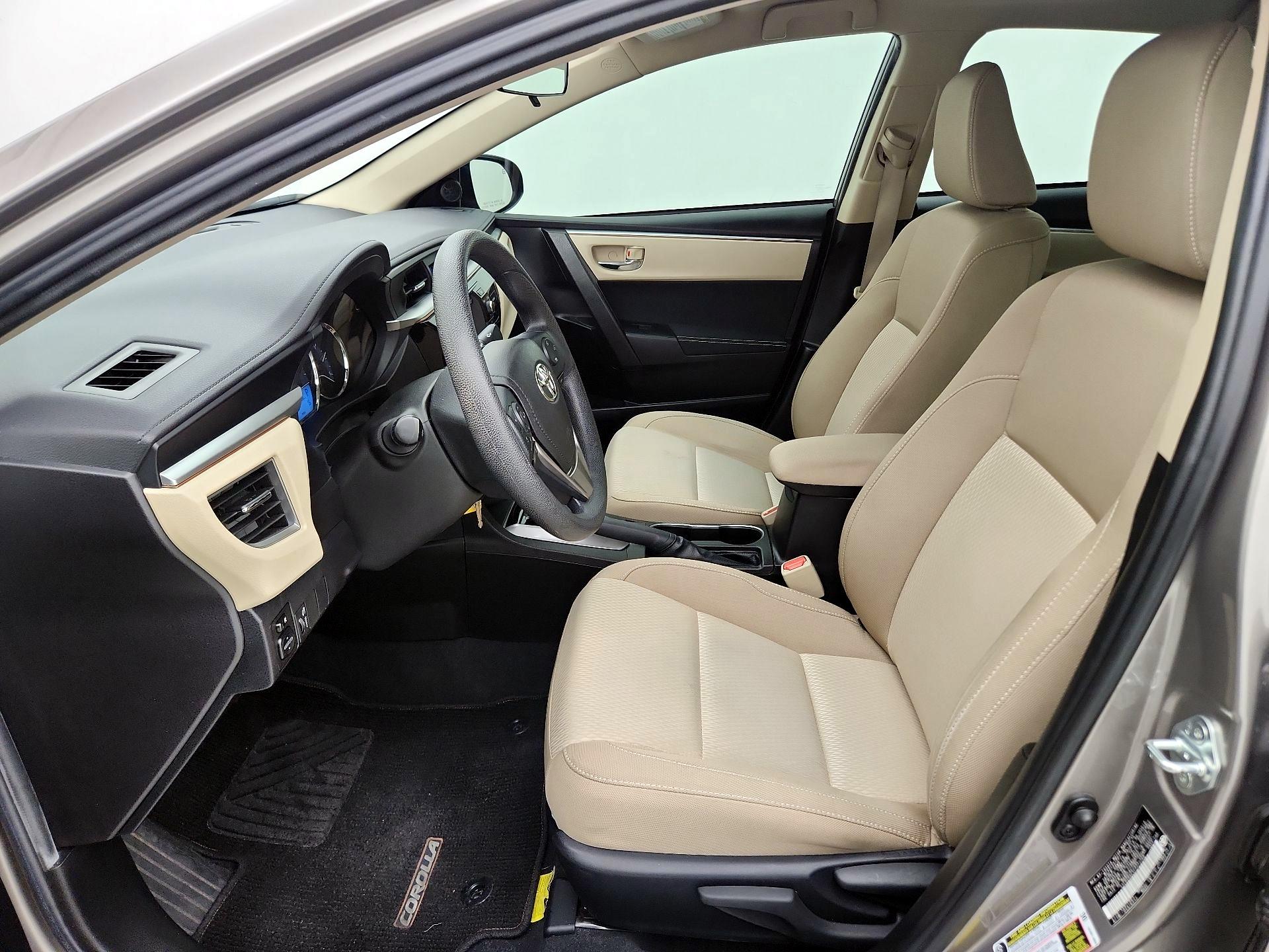 Thumbnail: 2015 Toyota Corolla - 11