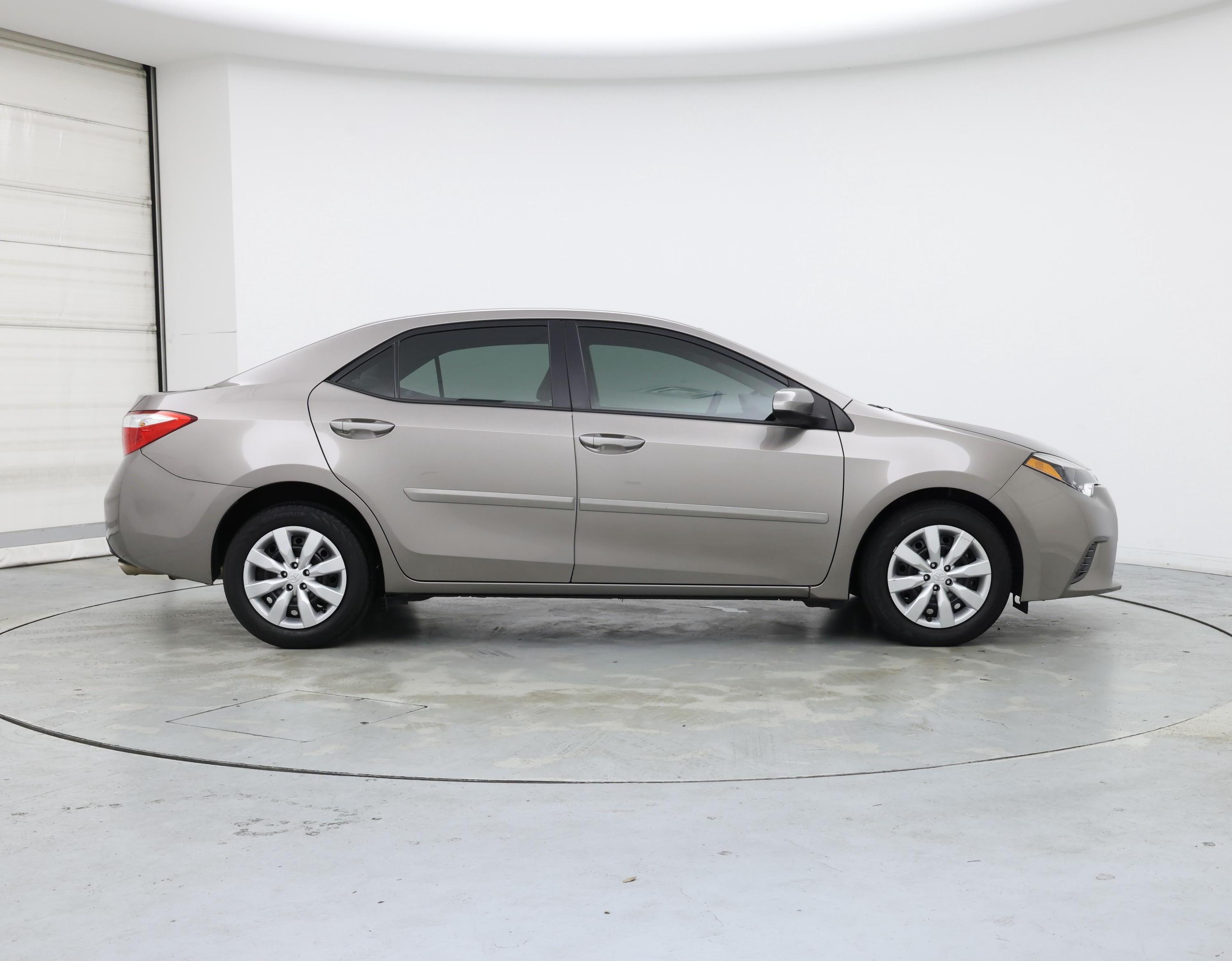 Thumbnail: 2015 Toyota Corolla - 7