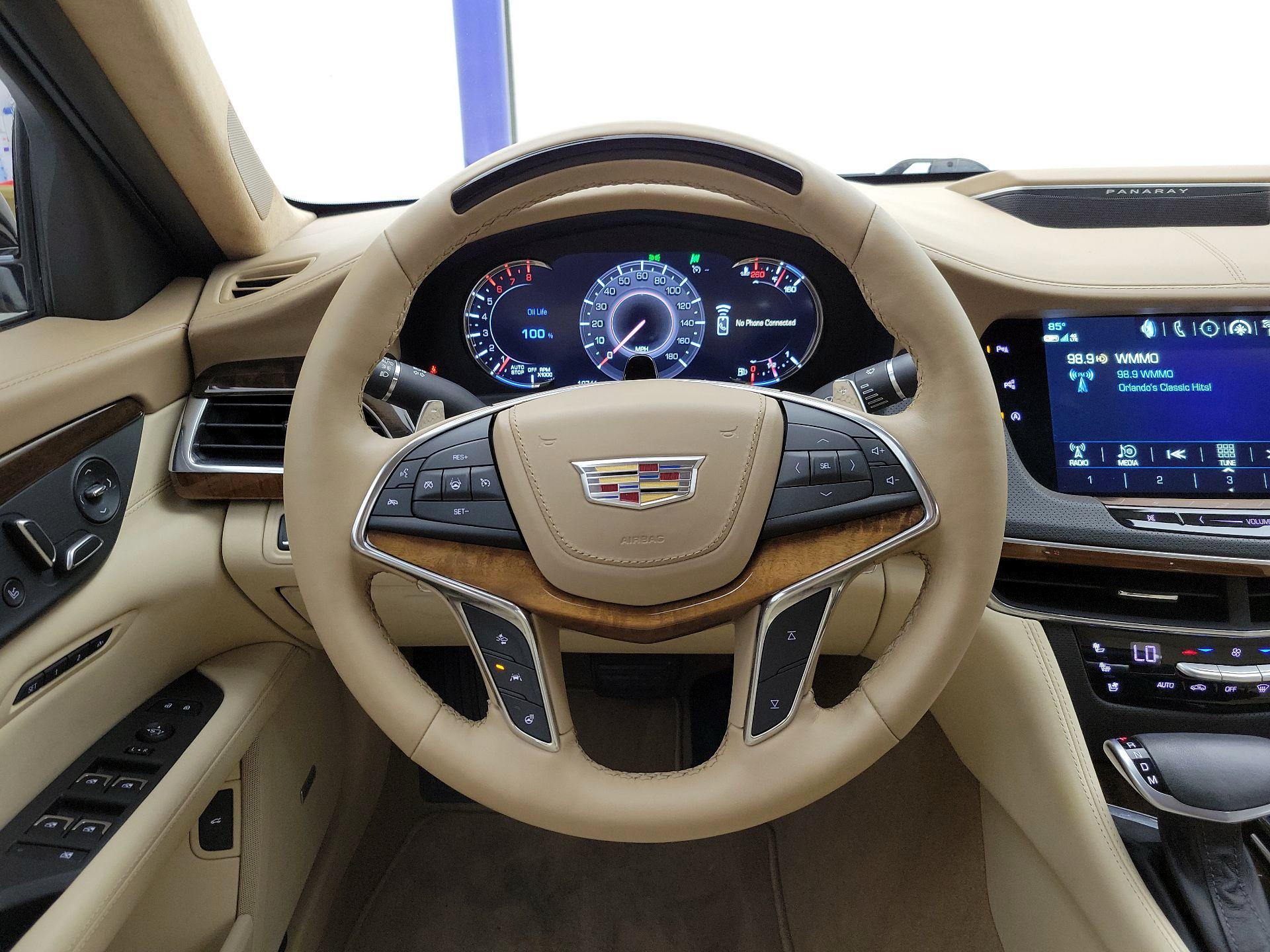 Thumbnail: 2018 Cadillac CT6 - 10