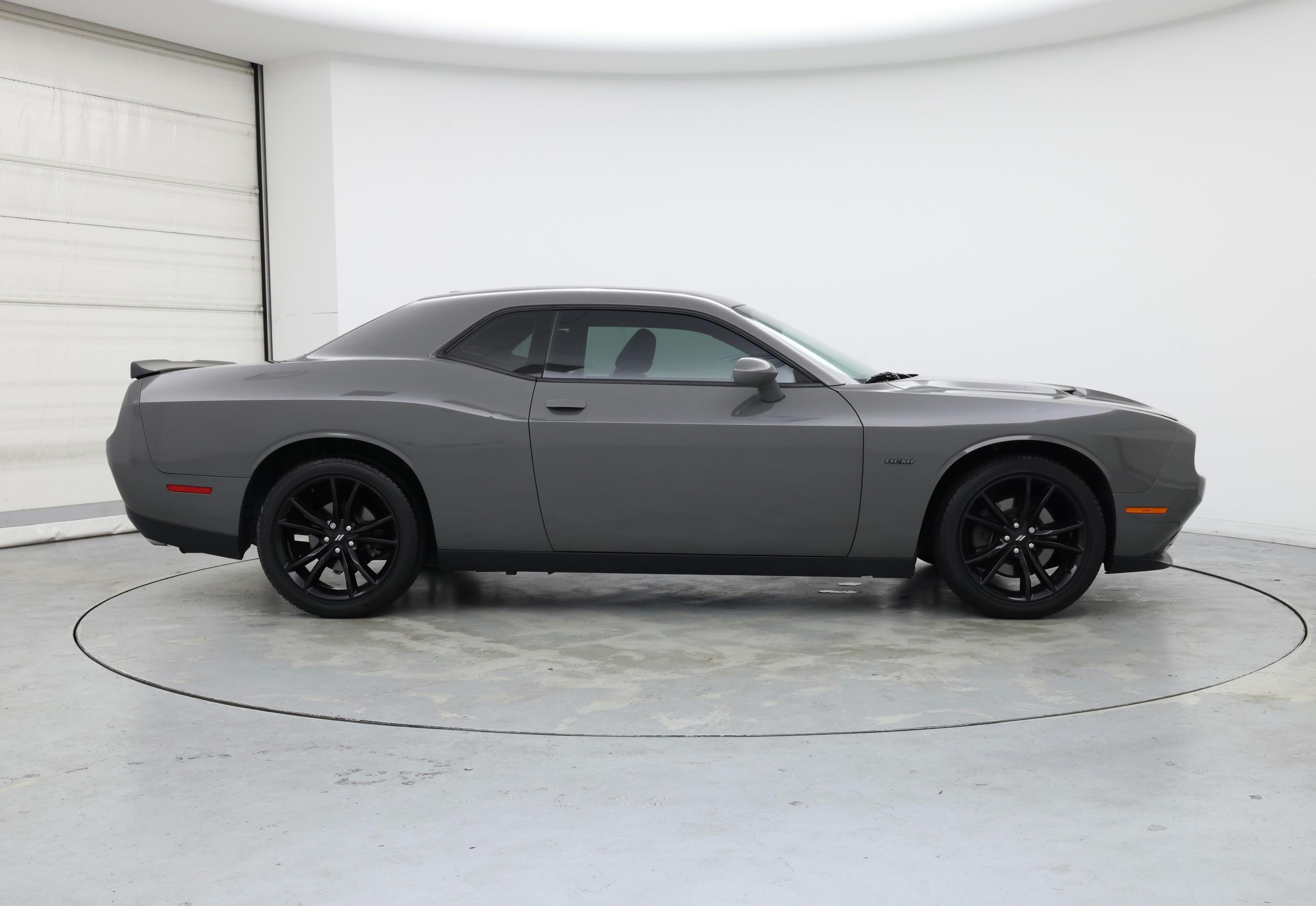 Thumbnail: 2018 Dodge Challenger - 7