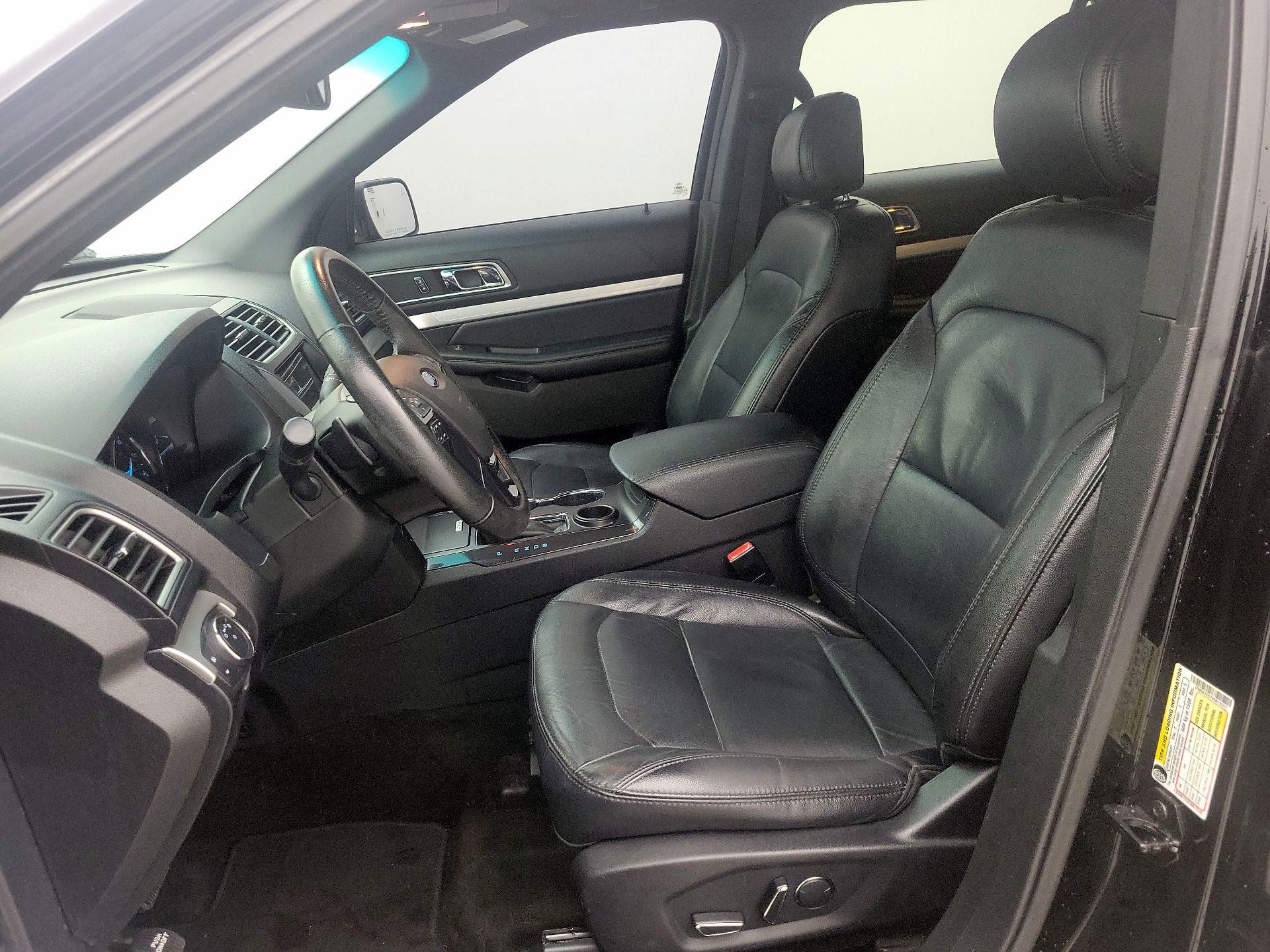 Thumbnail: 2017 Ford Explorer - 11