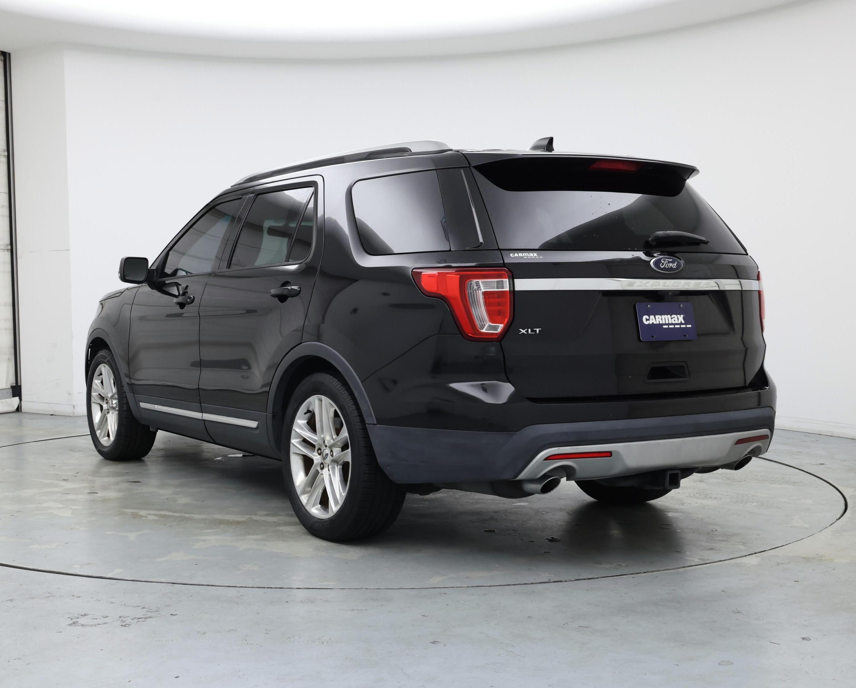 Thumbnail: 2017 Ford Explorer - 2