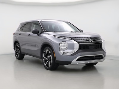 Gray 2023 Mitsubishi Outlander SE
