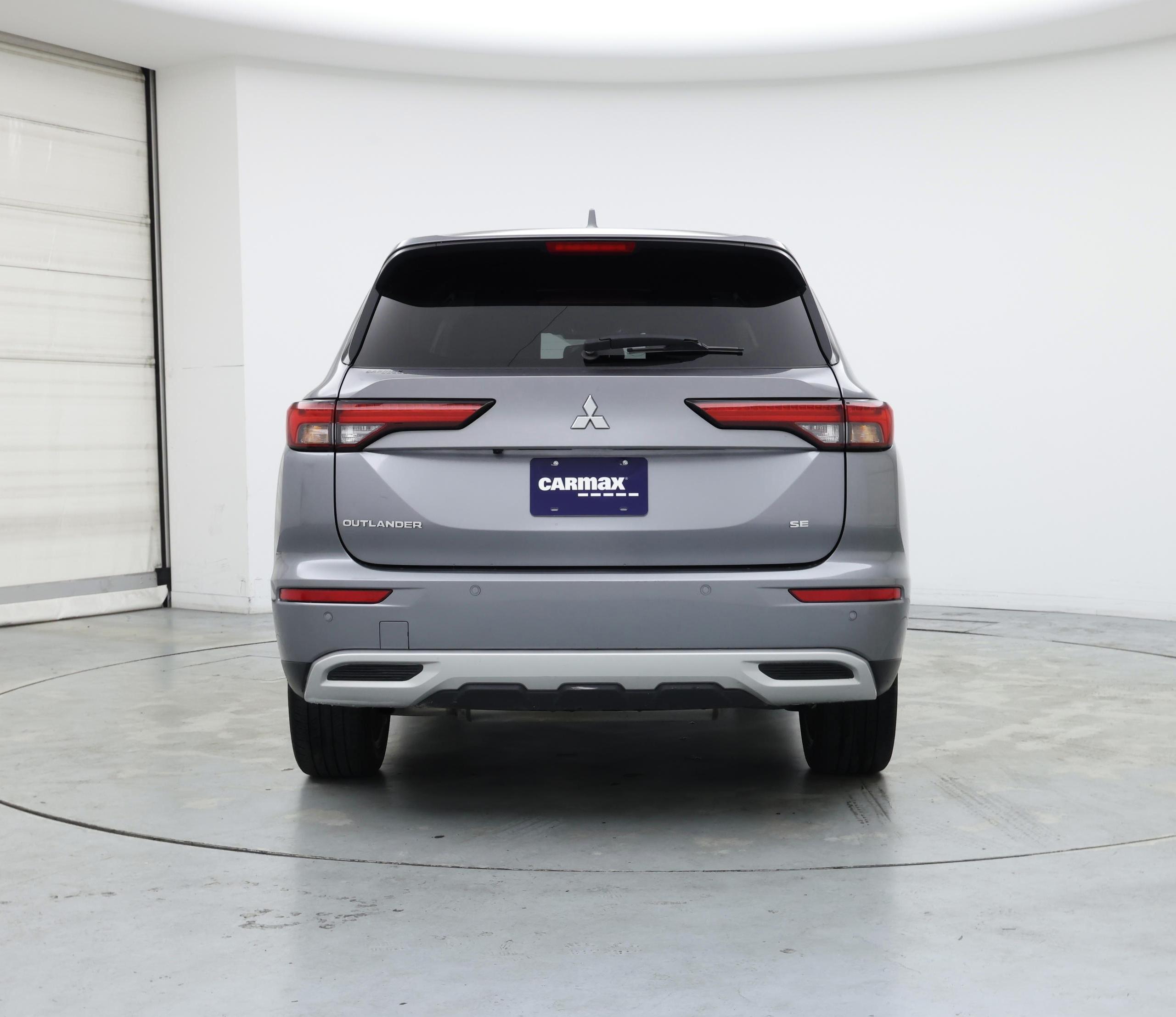 Thumbnail: 2023 Mitsubishi Outlander - 6
