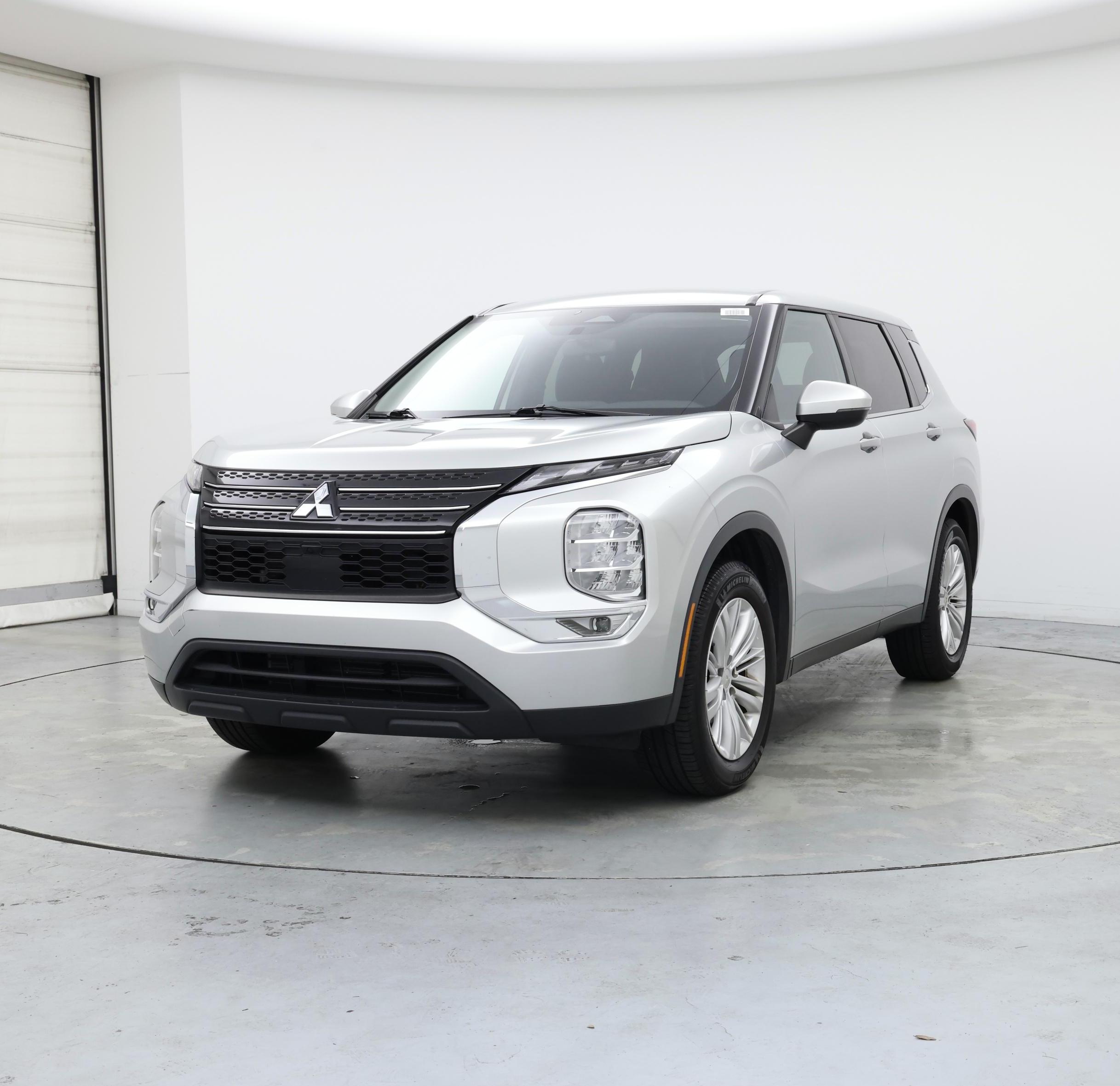 Thumbnail: 2022 Mitsubishi Outlander - 4