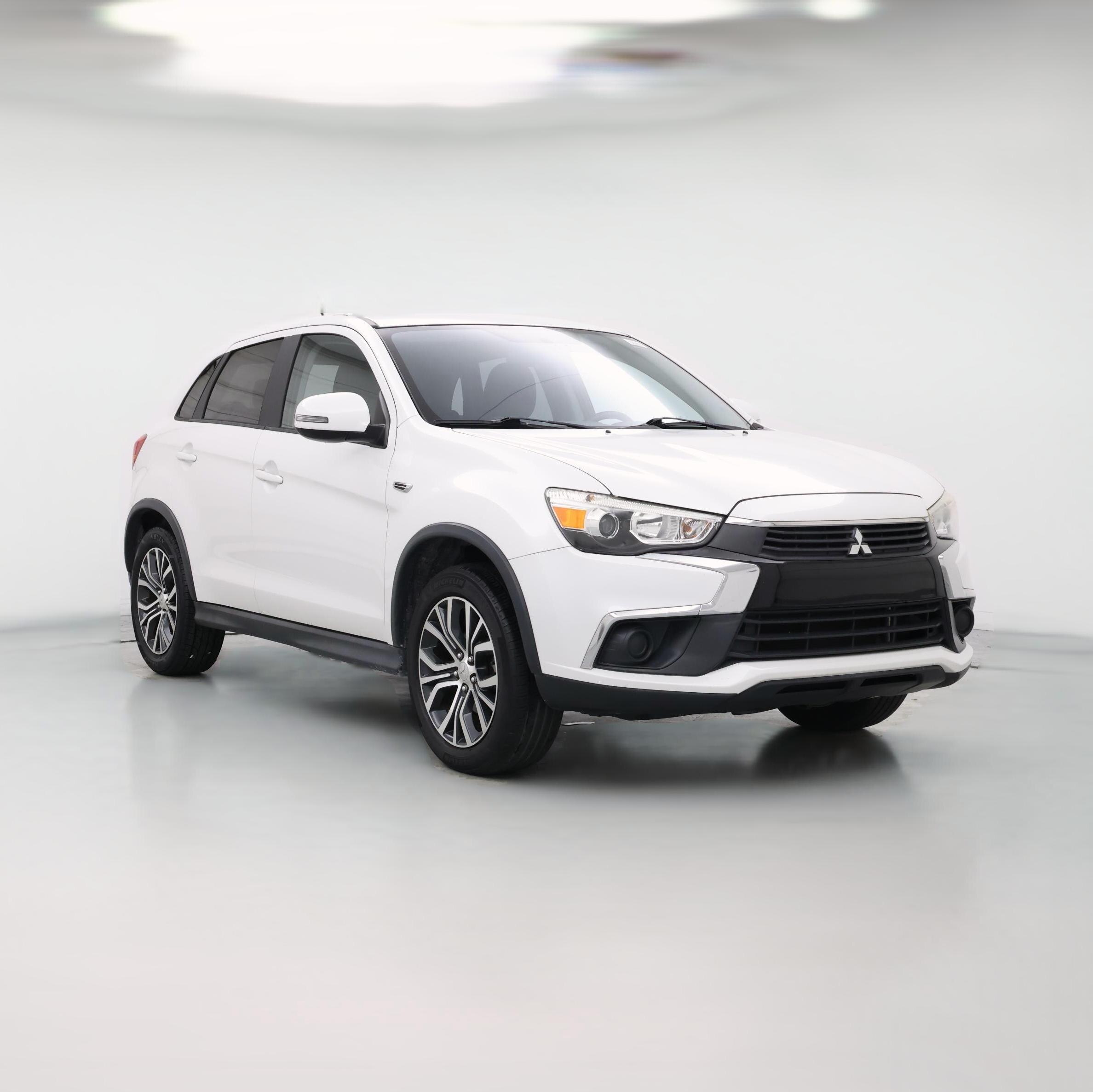 Thumbnail: 2016 Mitsubishi Outlander Sport - 1