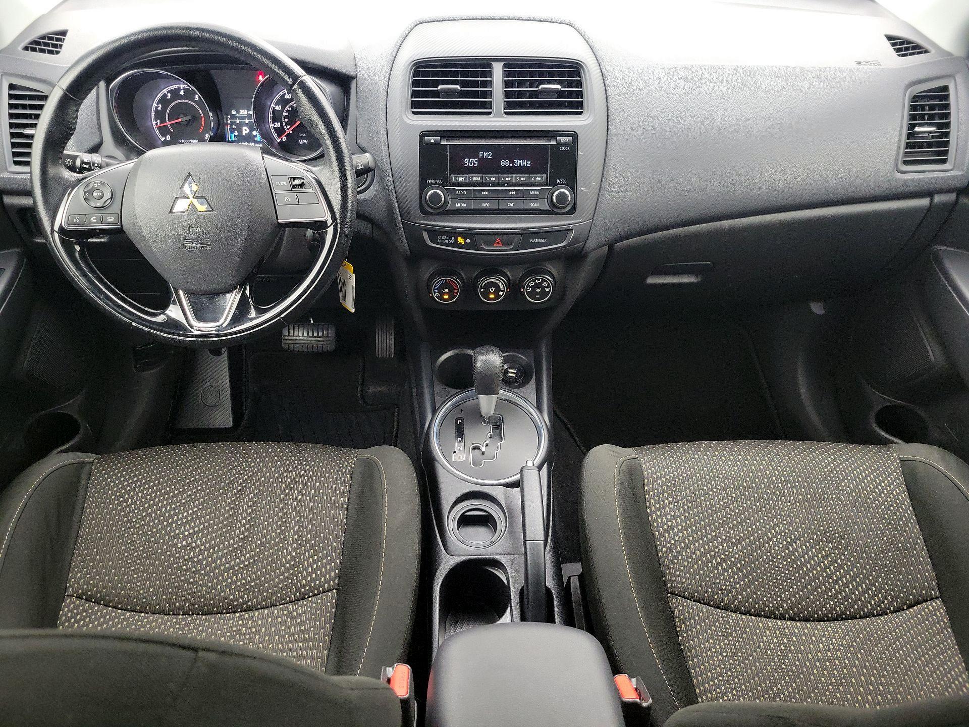Thumbnail: 2016 Mitsubishi Outlander Sport - 9