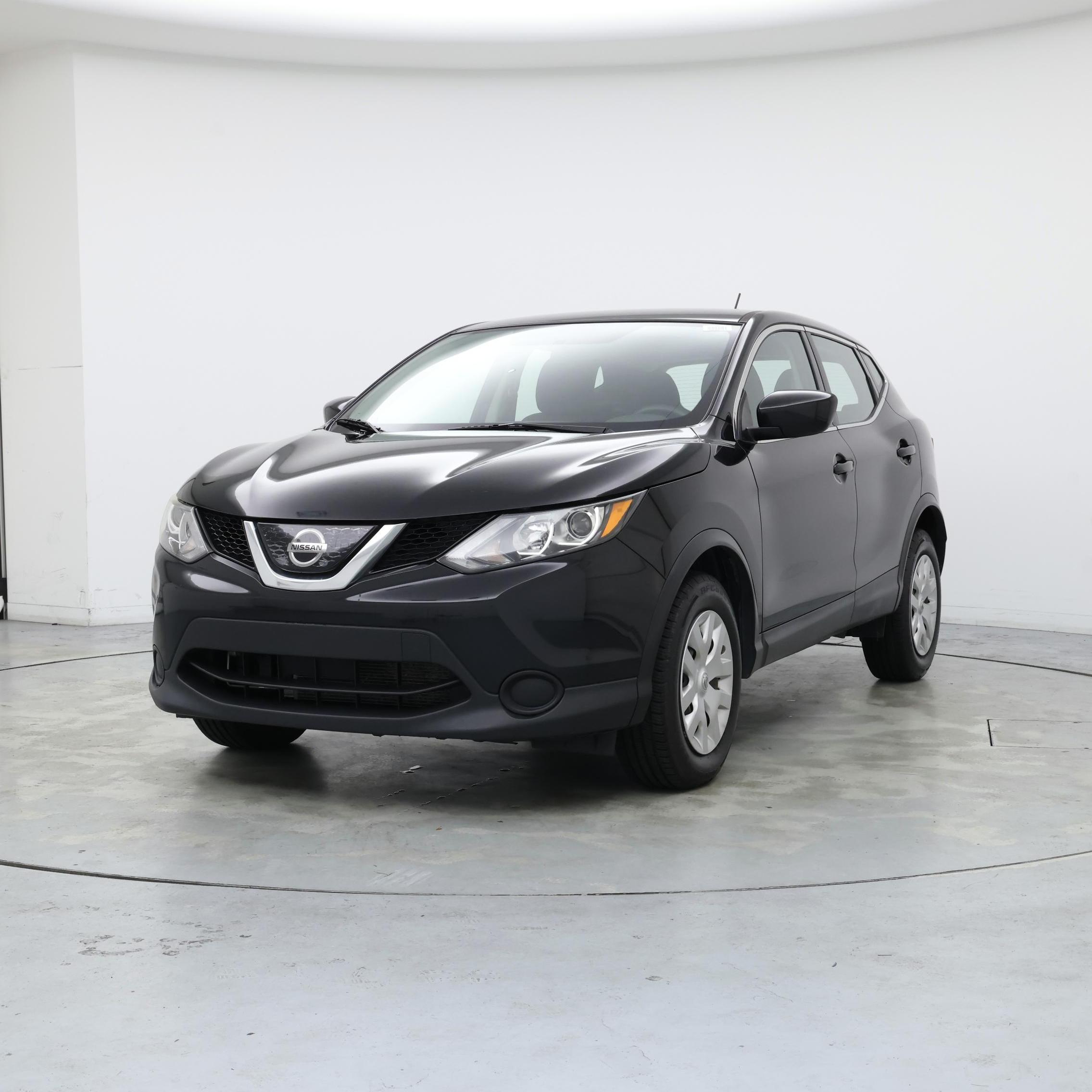 Thumbnail: 2019 Nissan Rogue Sport - 4
