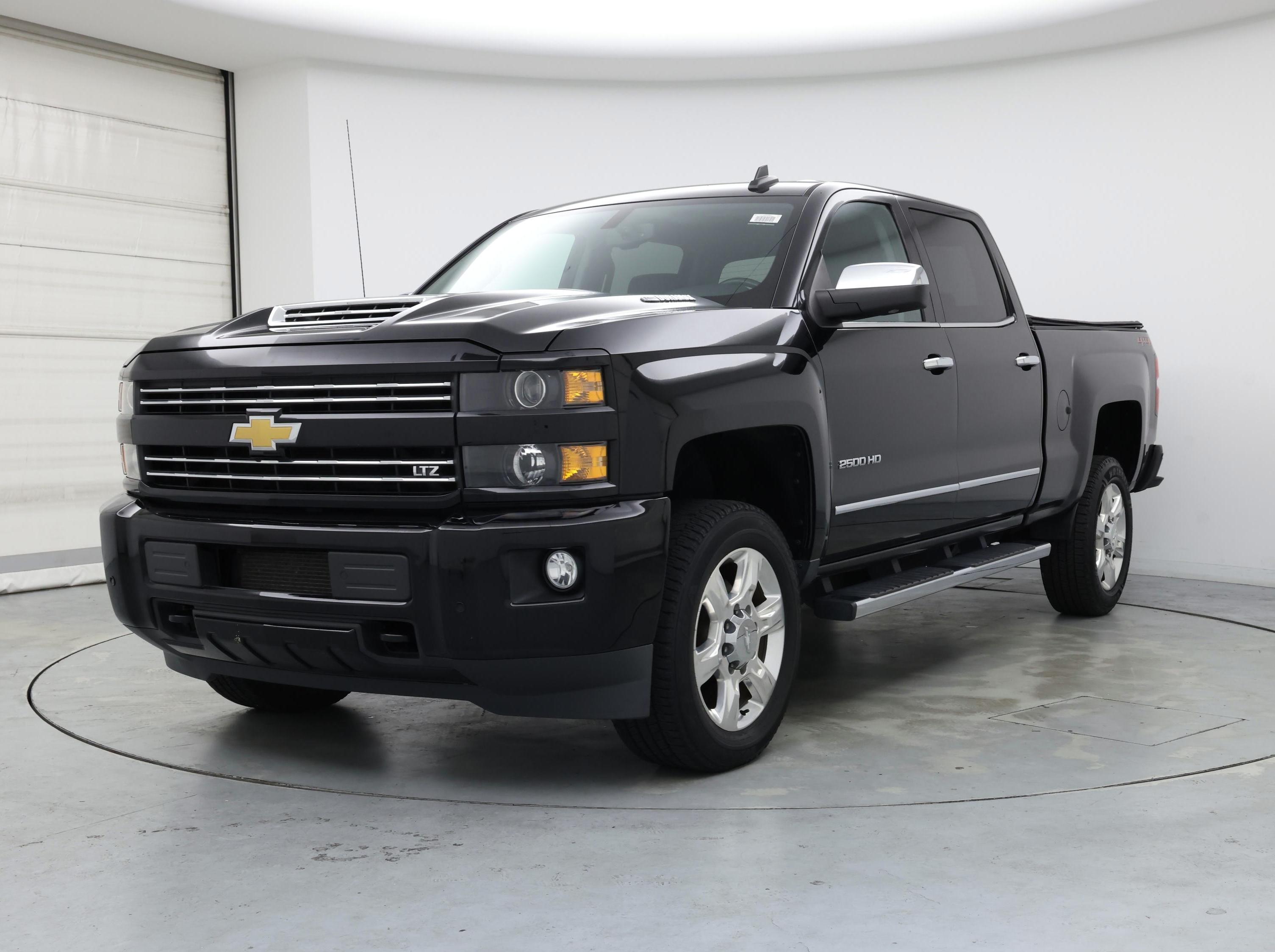 Thumbnail: 2018 Chevrolet Silverado 2500 - 4