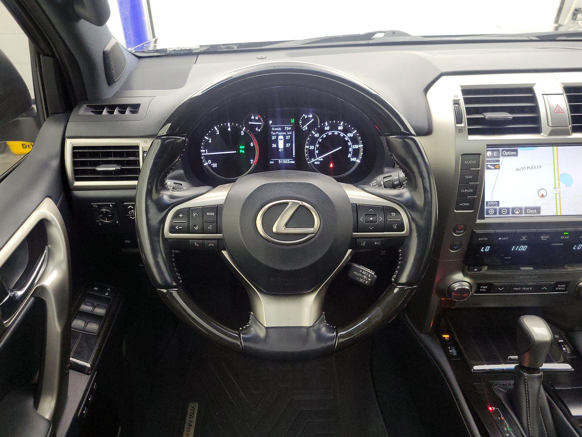 Thumbnail: 2021 Lexus GX - 10