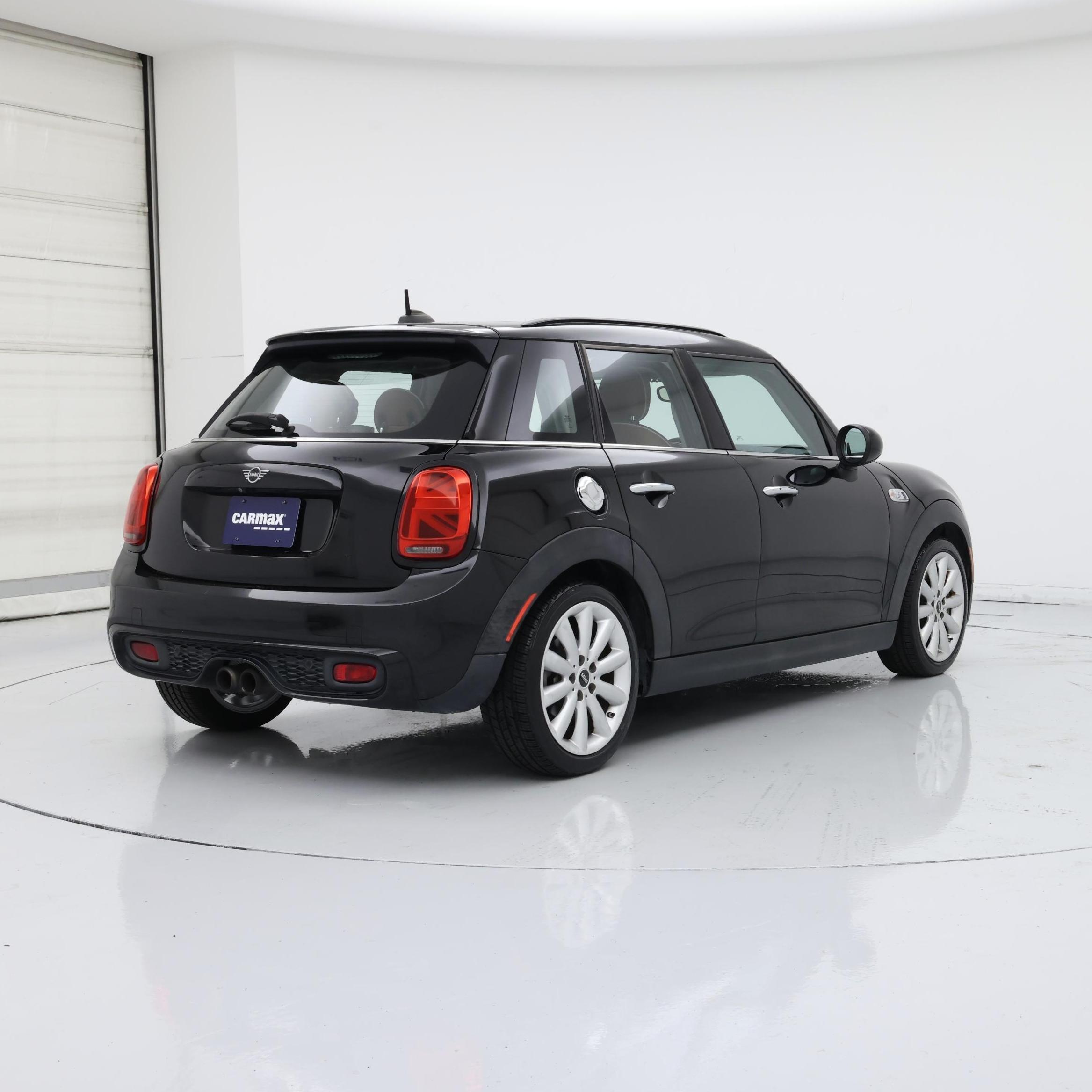 Thumbnail: 2019 MINI Cooper Hardtop - 8