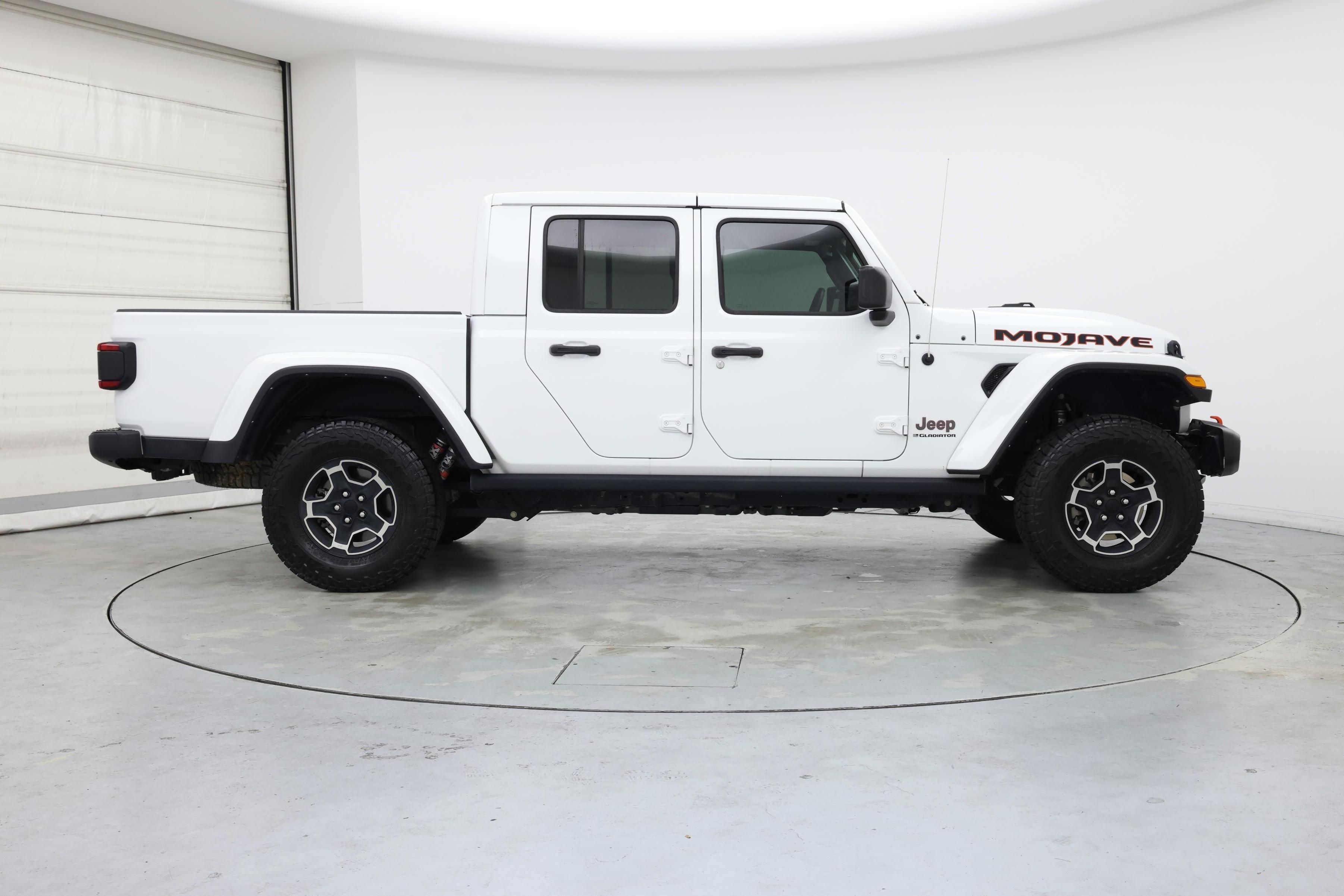 Thumbnail: 2023 Jeep Gladiator - 7