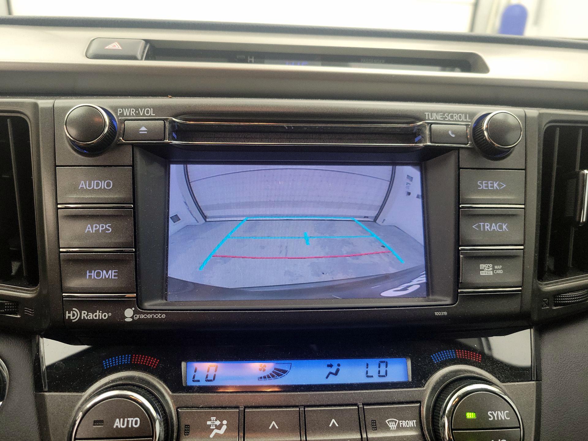 Thumbnail: 2015 Toyota RAV4 - 15