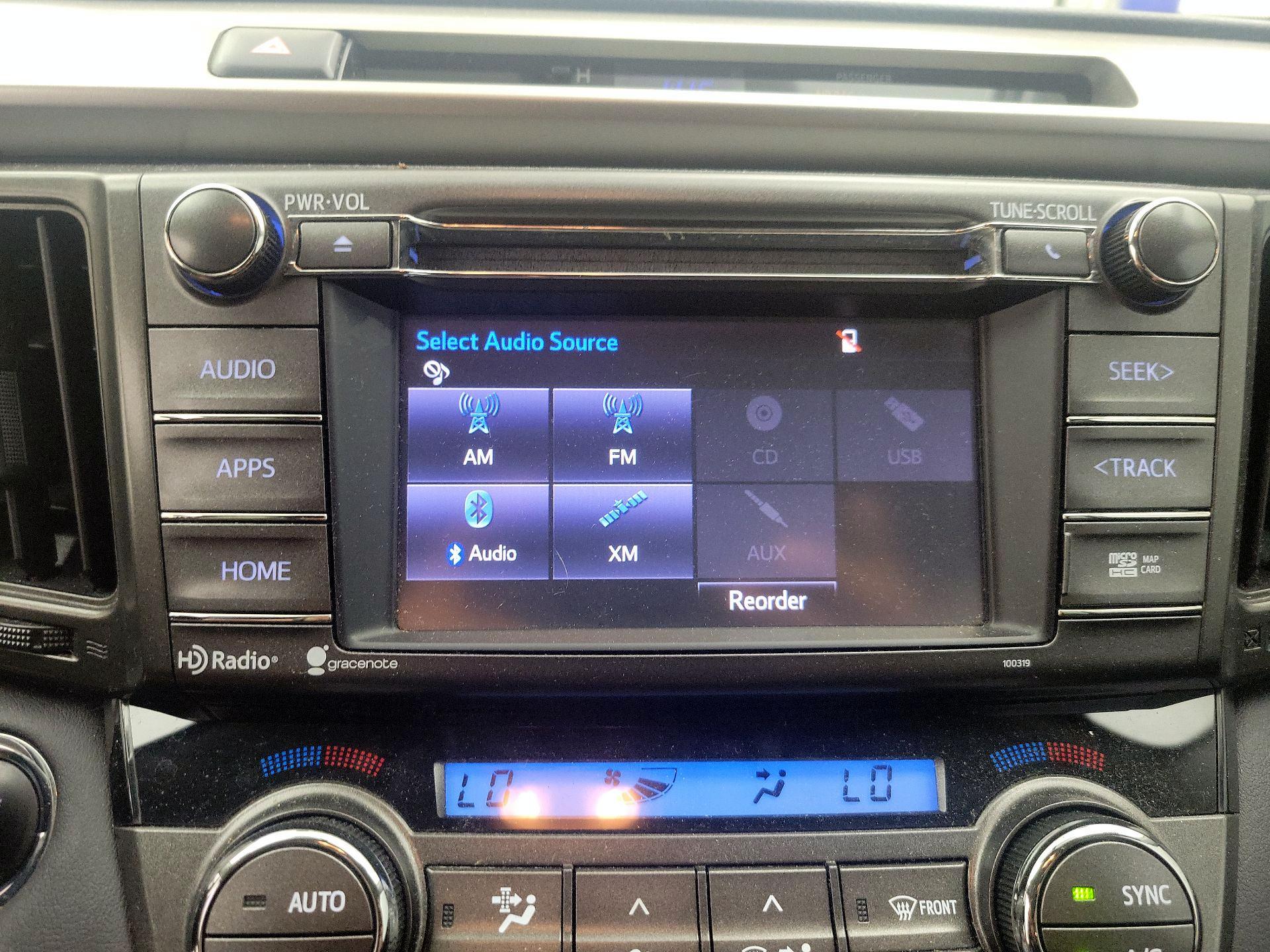 Thumbnail: 2015 Toyota RAV4 - 16
