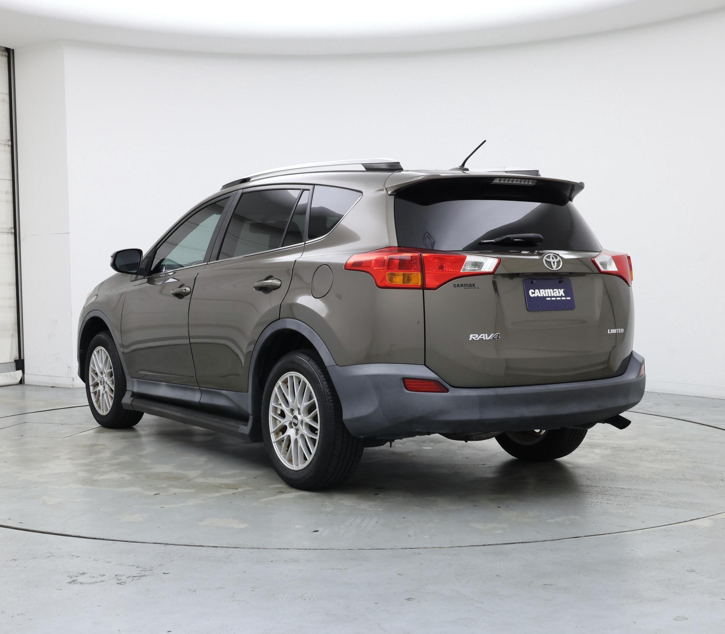 Thumbnail: 2015 Toyota RAV4 - 2