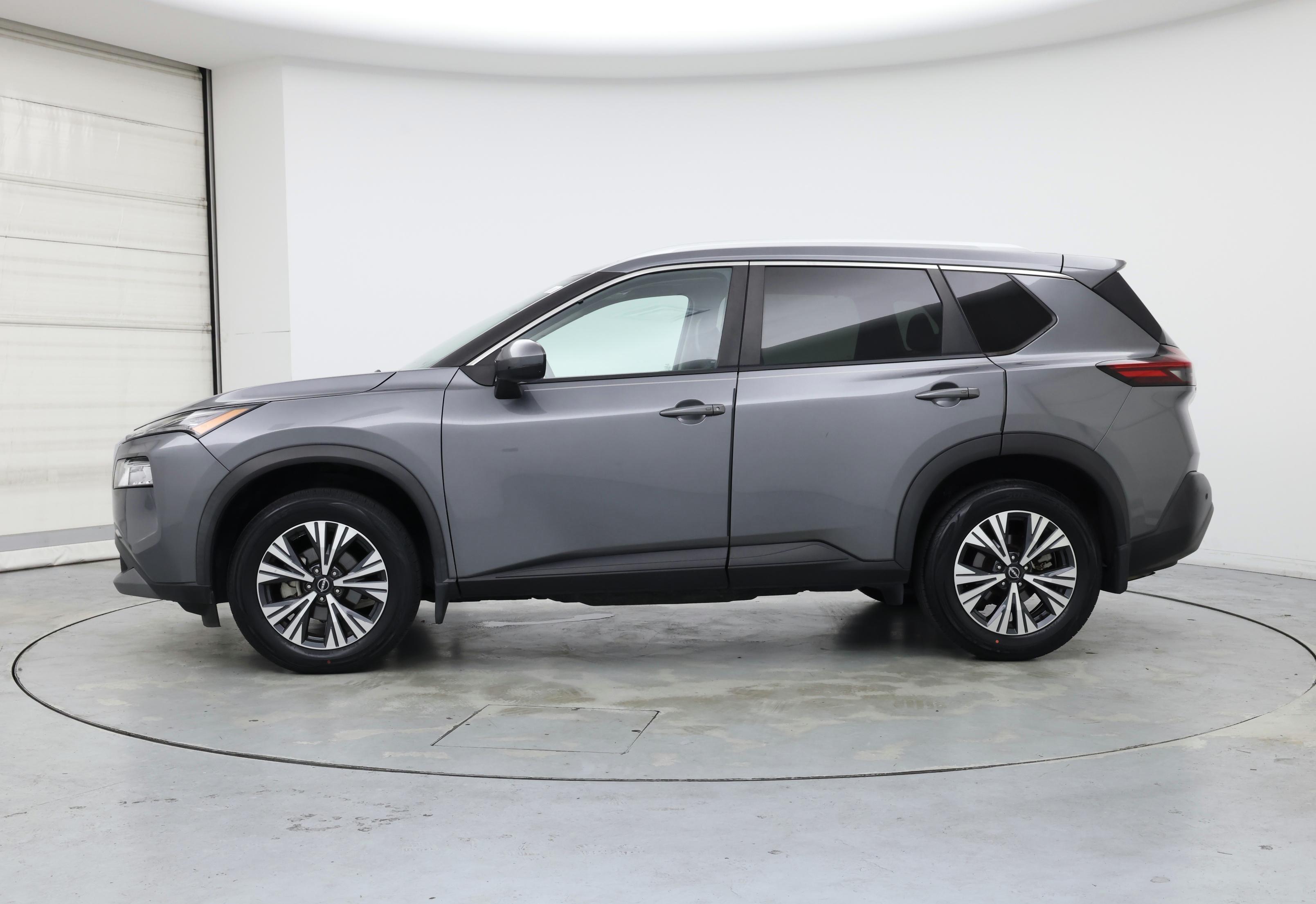 Thumbnail: 2022 Nissan Rogue - 3