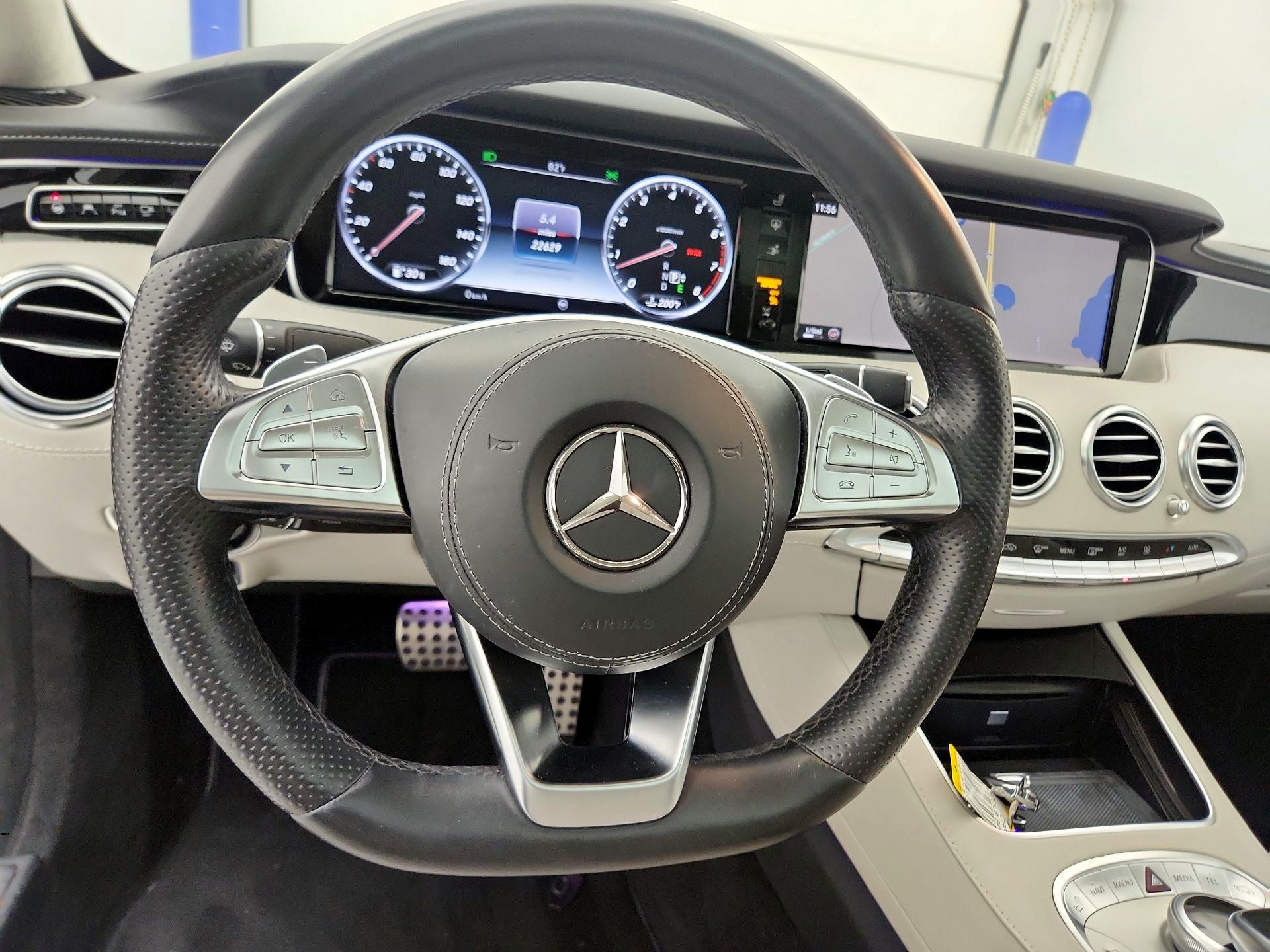 Thumbnail: 2015 Mercedes-Benz S-Class - 10