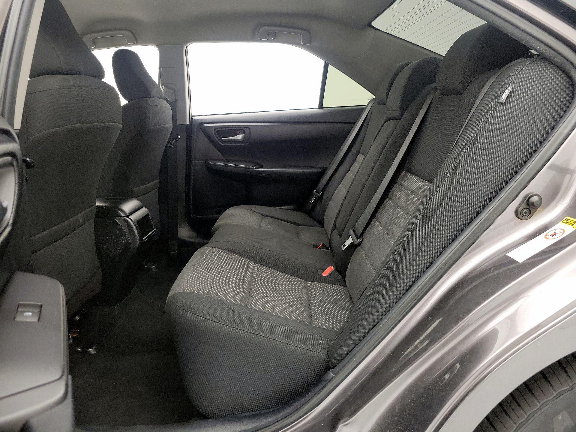 Thumbnail: 2015 Toyota Camry - 19